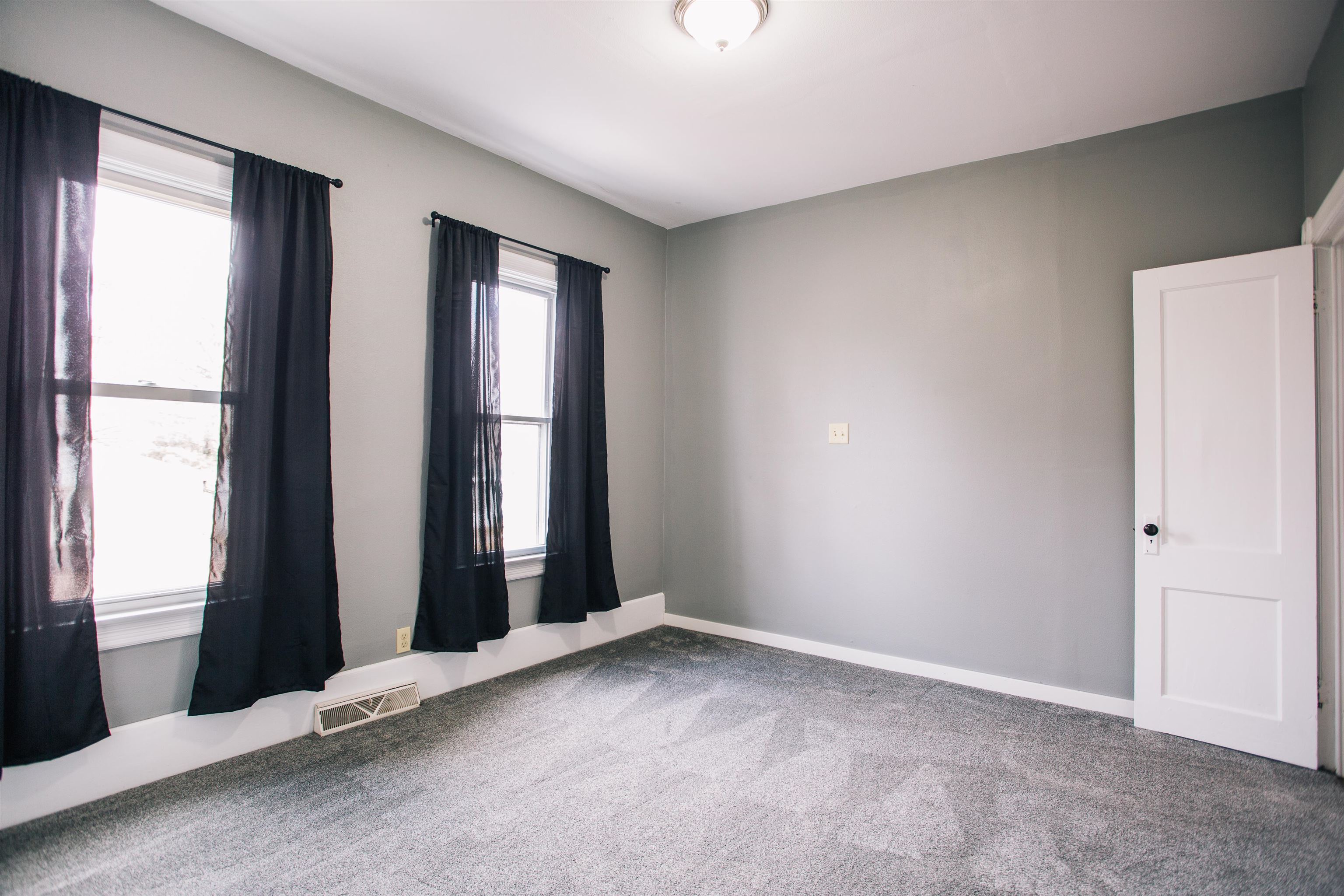 320 PARK STREET, Neillsville, Wisconsin 54456, 2 Bedrooms Bedrooms, ,1 BathroomBathrooms,Residential,For Sale,320 PARK STREET,22601297