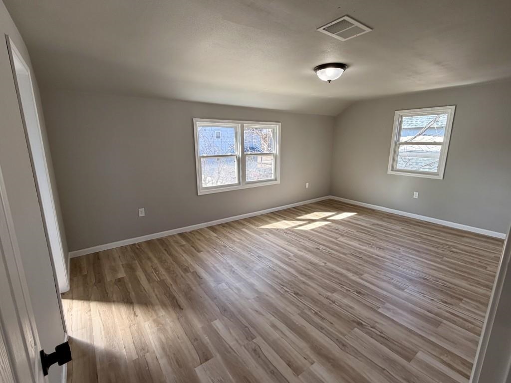 1305 E 6TH STREET, Merrill, Wisconsin 54452, 5 Bedrooms Bedrooms, ,3 BathroomsBathrooms,Residential,For Sale,1305 E 6TH STREET,22601298