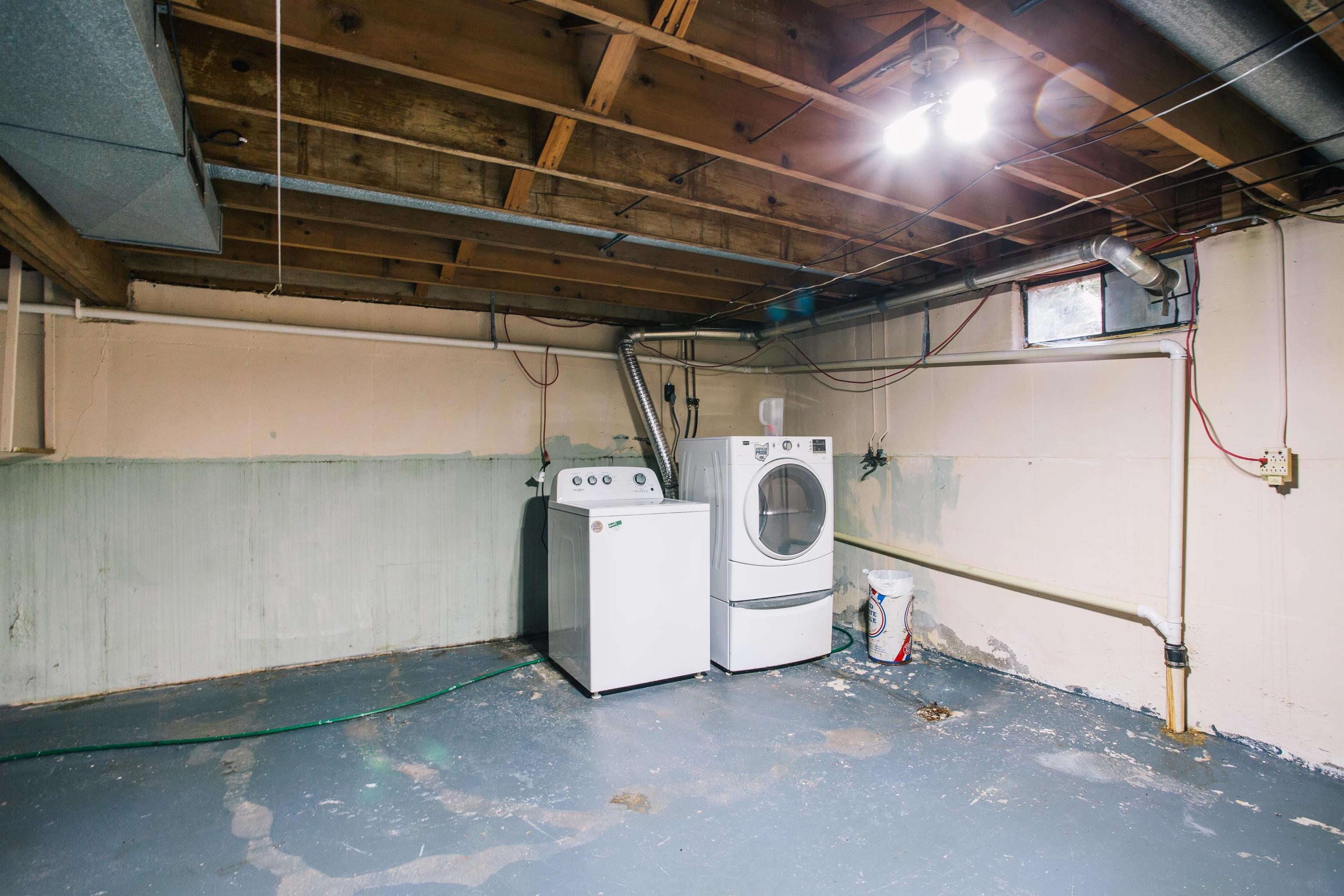 1703 GRAND AVENUE, Neillsville, Wisconsin 54456, 3 Bedrooms Bedrooms, ,2 BathroomsBathrooms,Residential,For Sale,1703 GRAND AVENUE,22601299