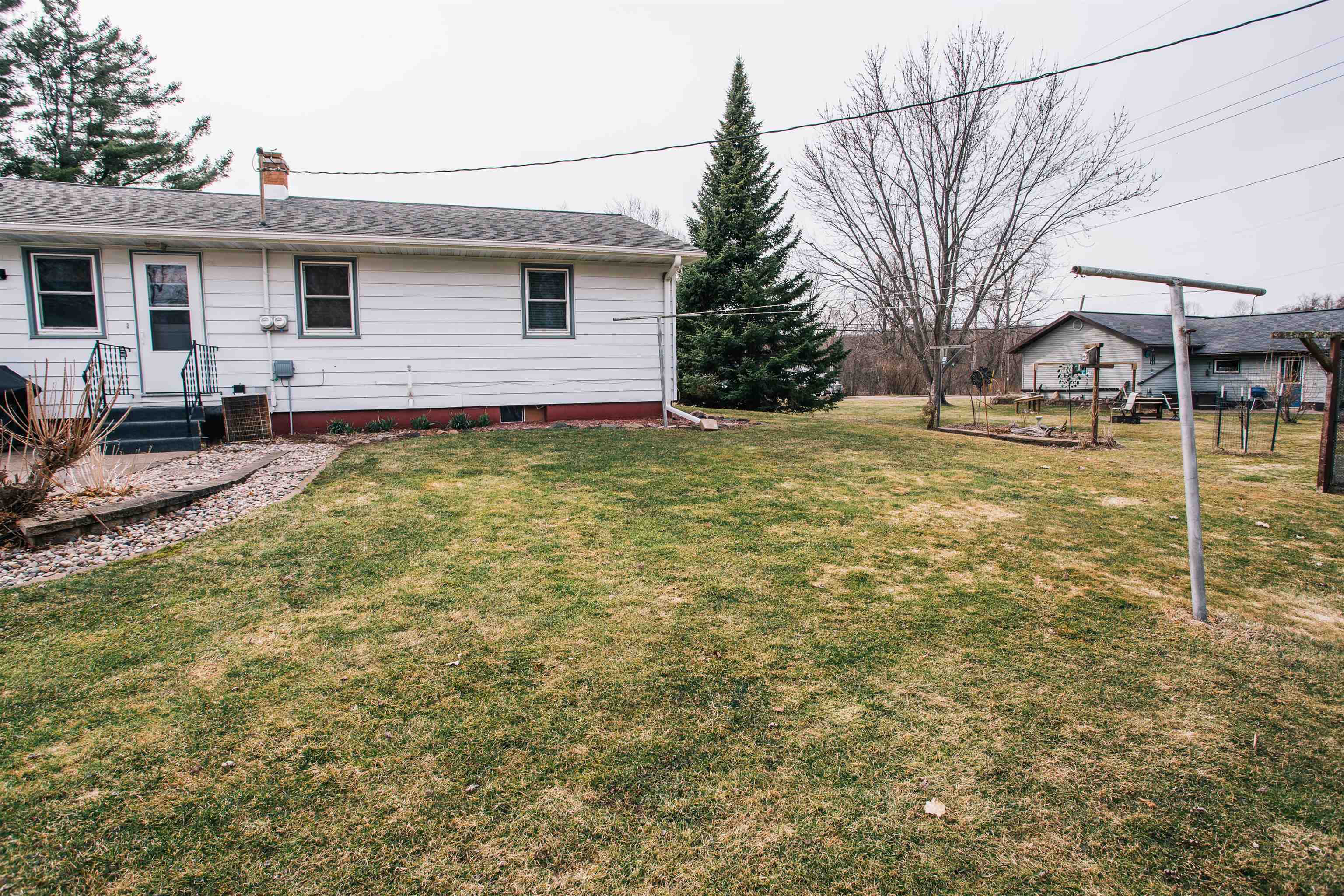 1703 GRAND AVENUE, Neillsville, Wisconsin 54456, 3 Bedrooms Bedrooms, ,2 BathroomsBathrooms,Residential,For Sale,1703 GRAND AVENUE,22601299