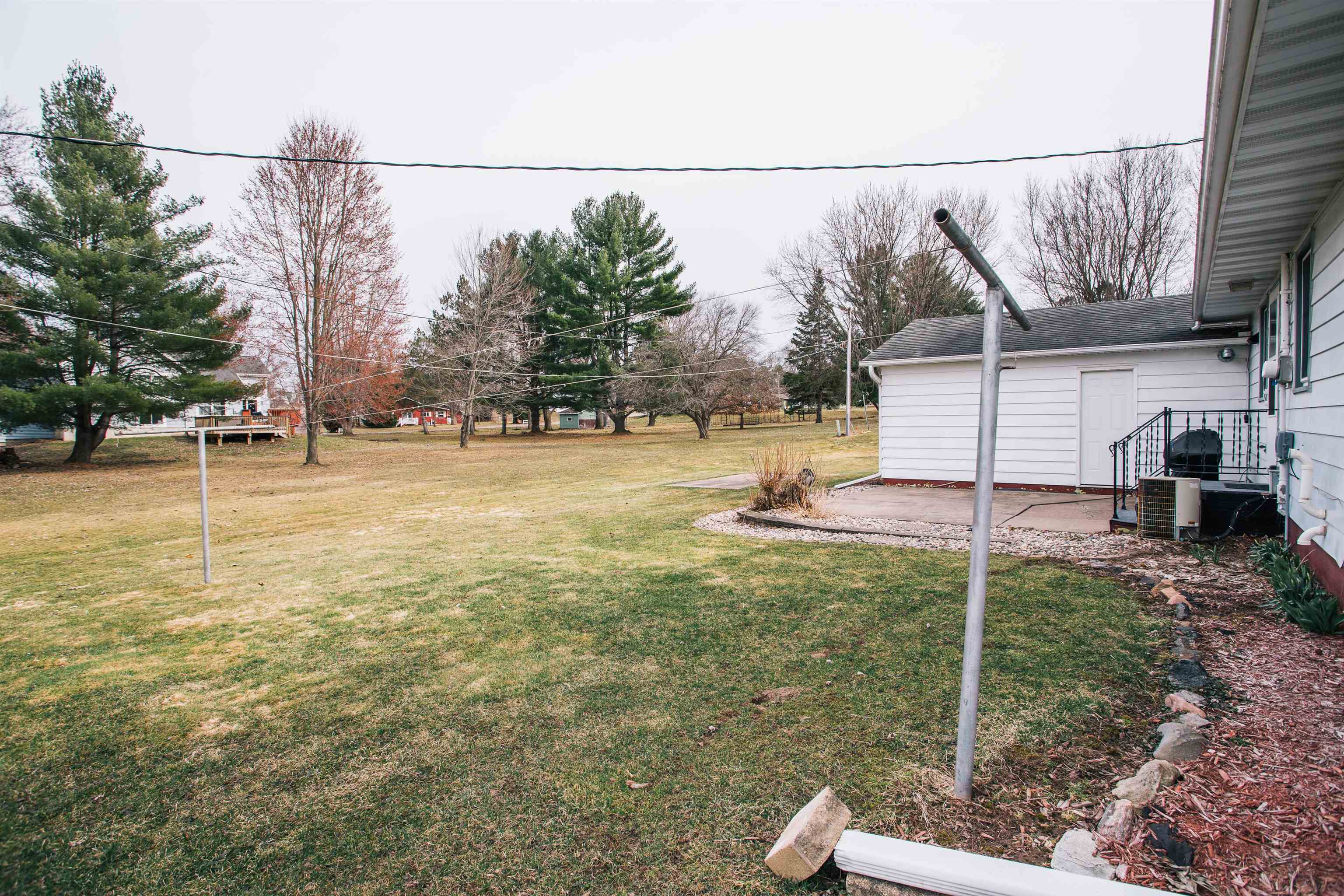 1703 GRAND AVENUE, Neillsville, Wisconsin 54456, 3 Bedrooms Bedrooms, ,2 BathroomsBathrooms,Residential,For Sale,1703 GRAND AVENUE,22601299