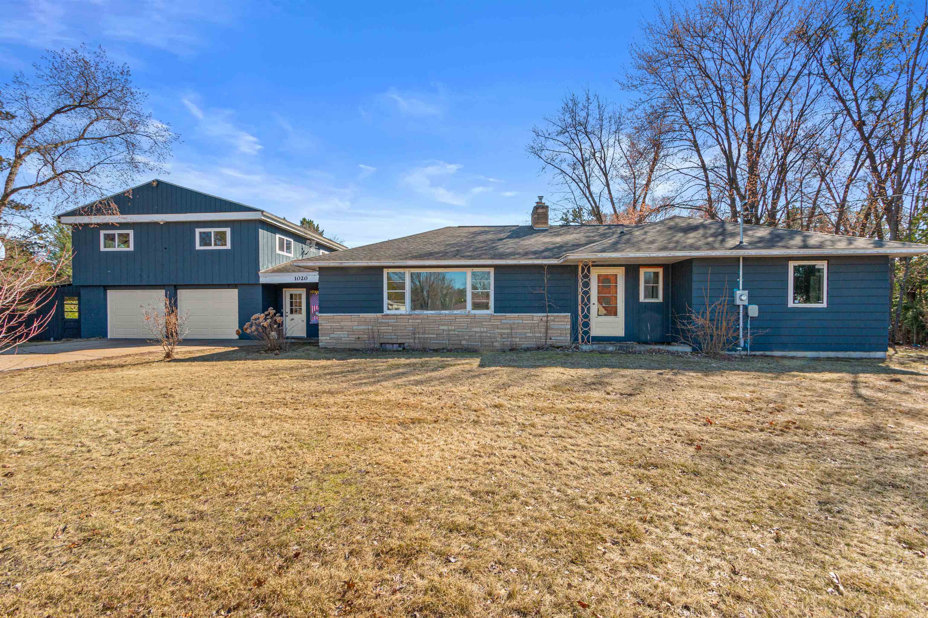 1020 GRIFFITH AVENUE, Wisconsin Rapids, Wisconsin 54494, 3 Bedrooms Bedrooms, ,2 BathroomsBathrooms,Residential,For Sale,1020 GRIFFITH AVENUE,22601301