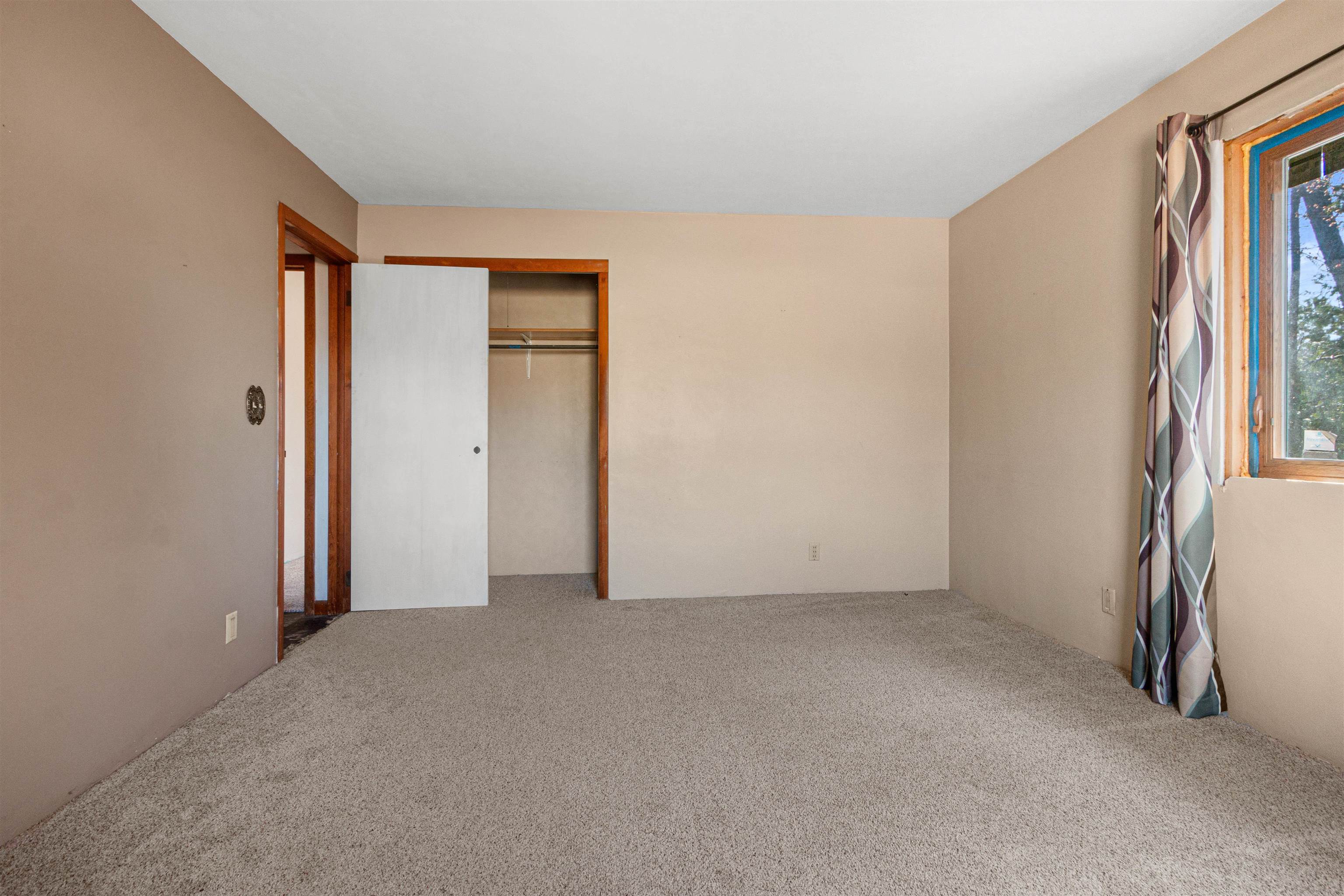 1020 GRIFFITH AVENUE, Wisconsin Rapids, Wisconsin 54494, 3 Bedrooms Bedrooms, ,2 BathroomsBathrooms,Residential,For Sale,1020 GRIFFITH AVENUE,22601301