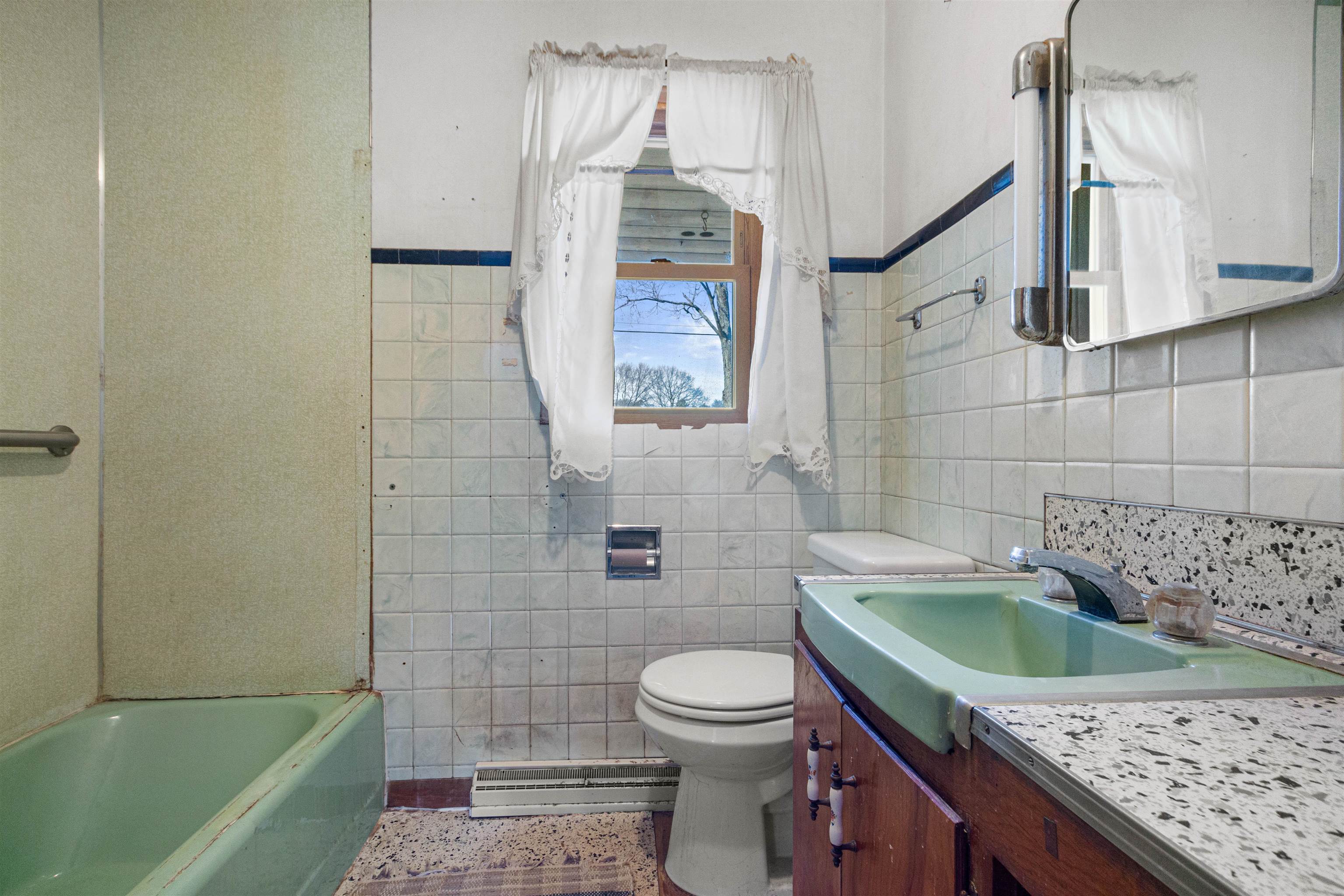 1020 GRIFFITH AVENUE, Wisconsin Rapids, Wisconsin 54494, 3 Bedrooms Bedrooms, ,2 BathroomsBathrooms,Residential,For Sale,1020 GRIFFITH AVENUE,22601301