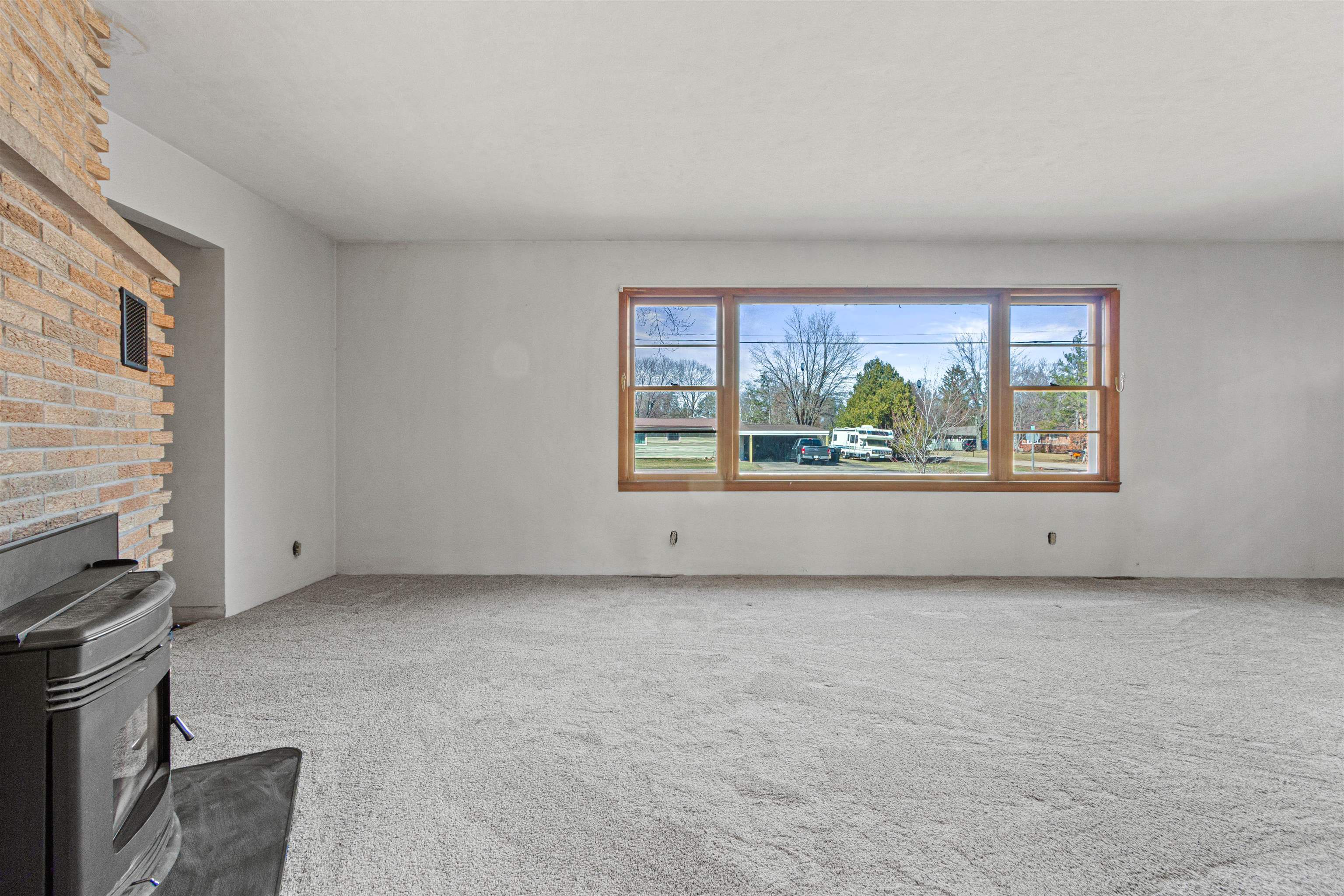 1020 GRIFFITH AVENUE, Wisconsin Rapids, Wisconsin 54494, 3 Bedrooms Bedrooms, ,2 BathroomsBathrooms,Residential,For Sale,1020 GRIFFITH AVENUE,22601301