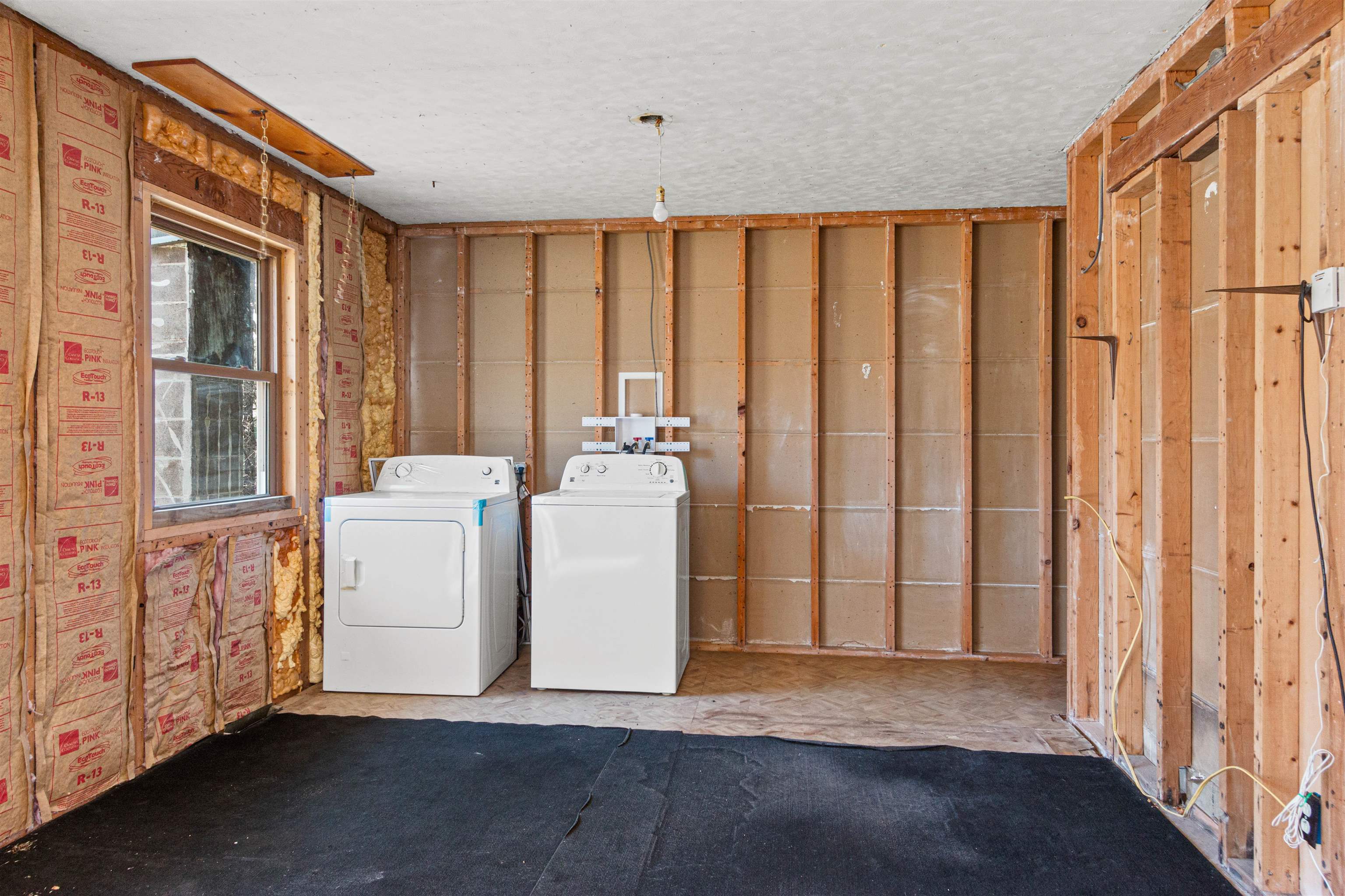 1020 GRIFFITH AVENUE, Wisconsin Rapids, Wisconsin 54494, 3 Bedrooms Bedrooms, ,2 BathroomsBathrooms,Residential,For Sale,1020 GRIFFITH AVENUE,22601301