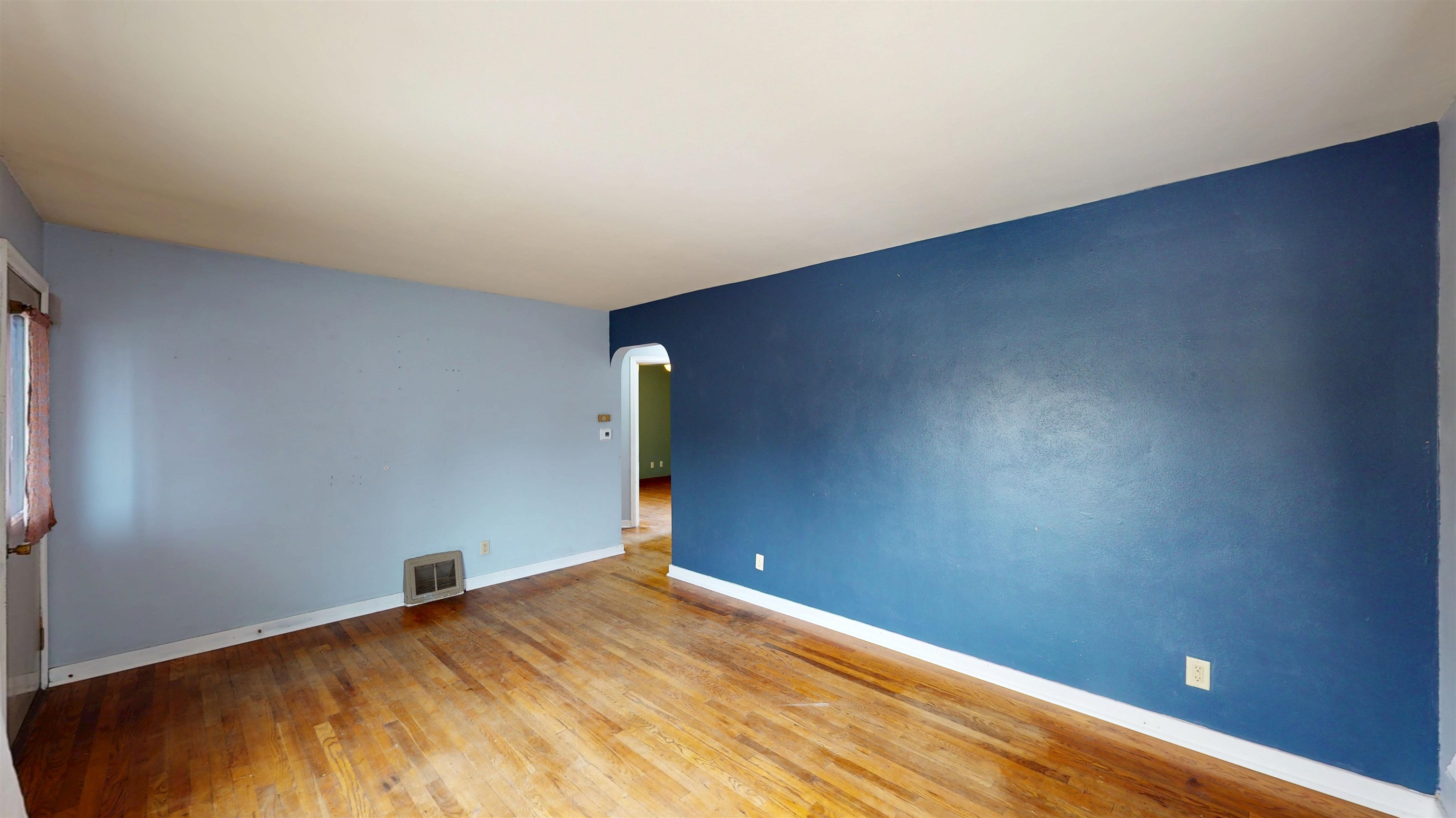 505 S ASH AVENUE, Marshfield, Wisconsin 54449, 2 Bedrooms Bedrooms, ,1 BathroomBathrooms,Residential,For Sale,505 S ASH AVENUE,22601303