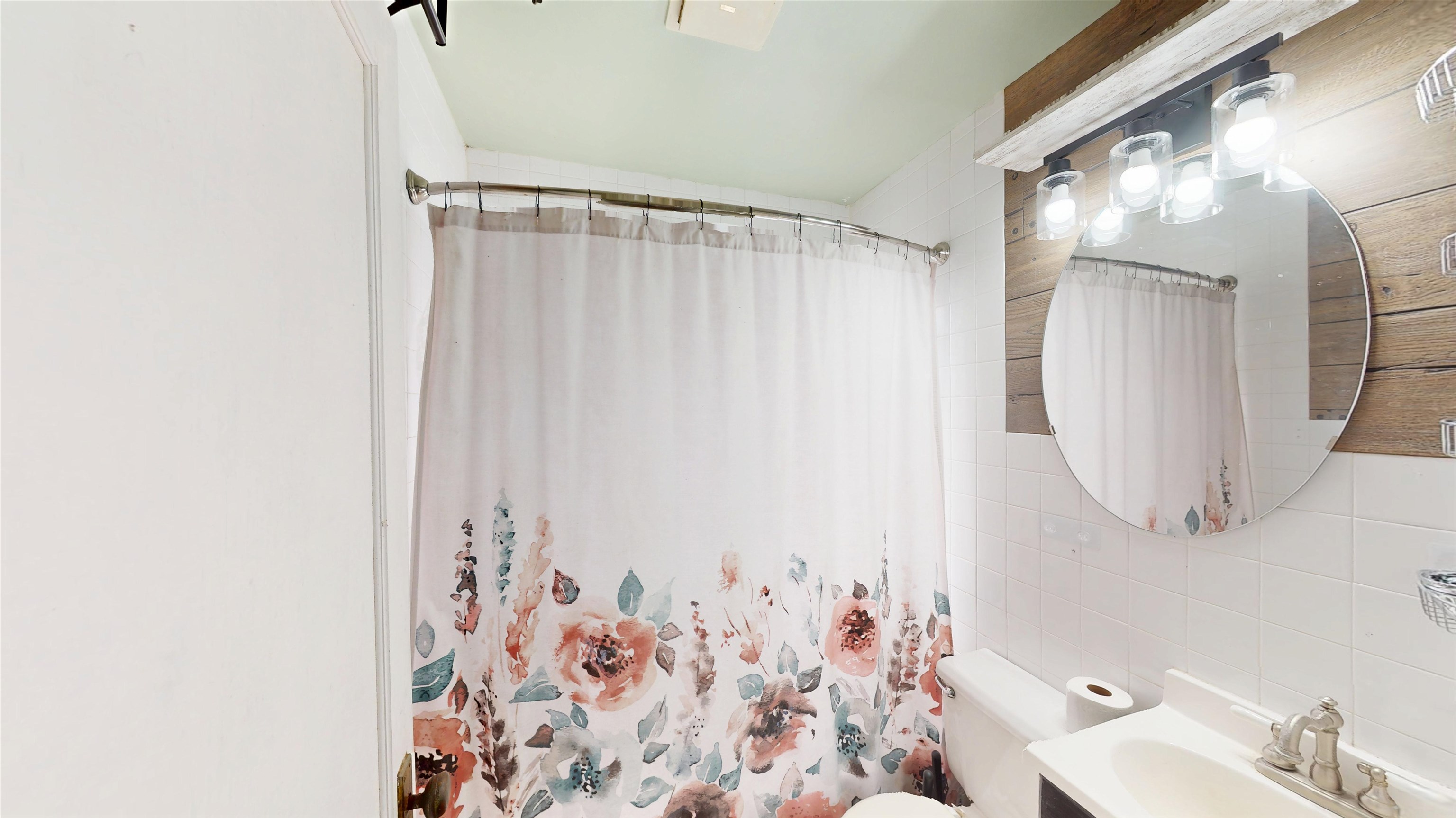 505 S ASH AVENUE, Marshfield, Wisconsin 54449, 2 Bedrooms Bedrooms, ,1 BathroomBathrooms,Residential,For Sale,505 S ASH AVENUE,22601303