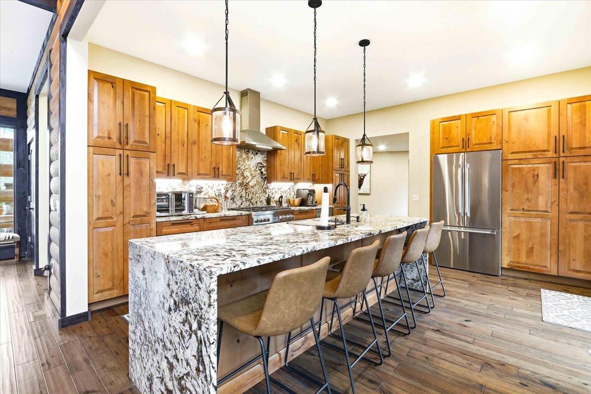 945 N WALDEN WAY, Nekoosa, Wisconsin 54457-0000, 6 Bedrooms Bedrooms, ,4 BathroomsBathrooms,Residential,For Sale,945 N WALDEN WAY,22601306