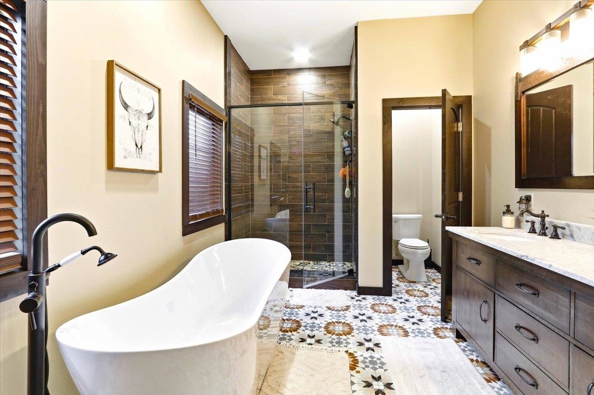 945 N WALDEN WAY, Nekoosa, Wisconsin 54457-0000, 6 Bedrooms Bedrooms, ,4 BathroomsBathrooms,Residential,For Sale,945 N WALDEN WAY,22601306