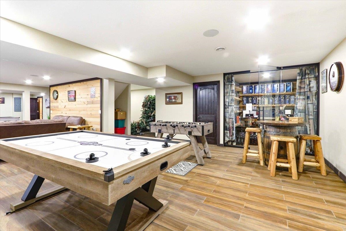 945 N WALDEN WAY, Nekoosa, Wisconsin 54457-0000, 6 Bedrooms Bedrooms, ,4 BathroomsBathrooms,Residential,For Sale,945 N WALDEN WAY,22601306