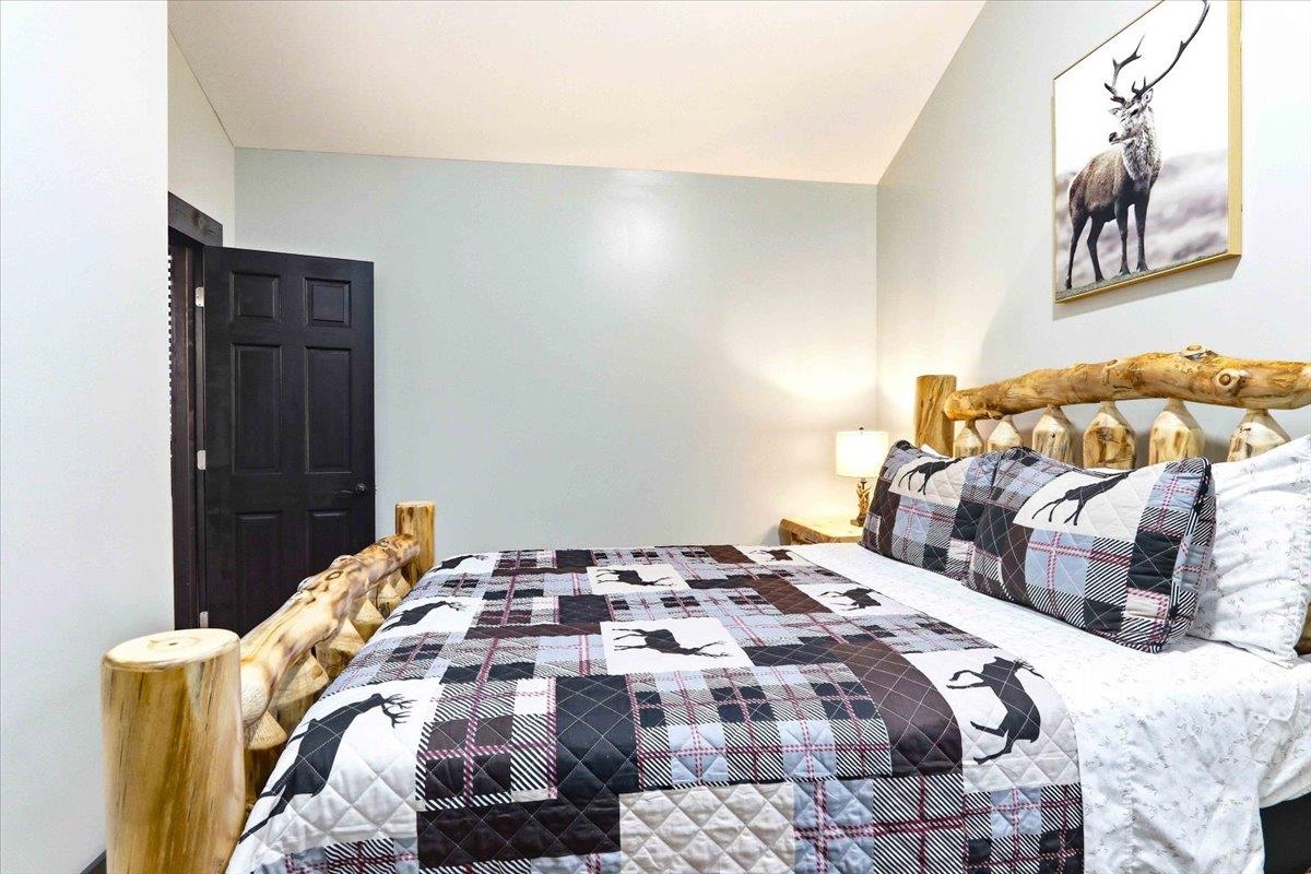 945 N WALDEN WAY, Nekoosa, Wisconsin 54457-0000, 6 Bedrooms Bedrooms, ,4 BathroomsBathrooms,Residential,For Sale,945 N WALDEN WAY,22601306