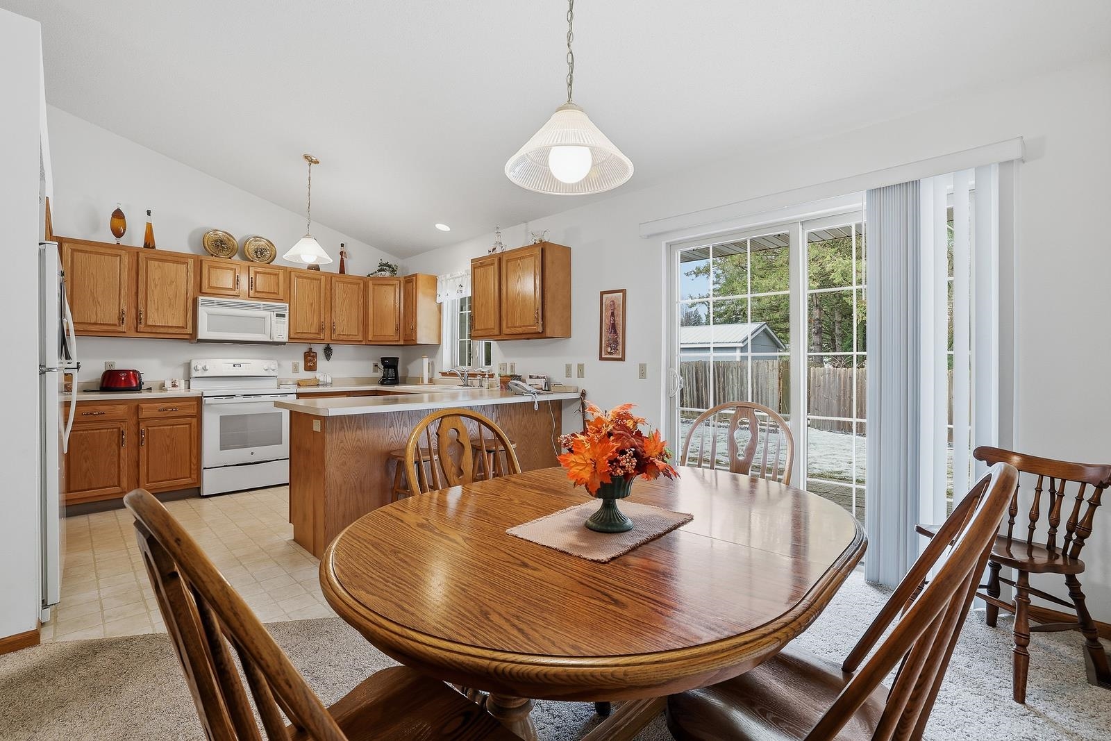 506 N JUNO AVENUE, Marshfield, Wisconsin 54449, 3 Bedrooms Bedrooms, ,2 BathroomsBathrooms,Residential,For Sale,506 N JUNO AVENUE,22601309