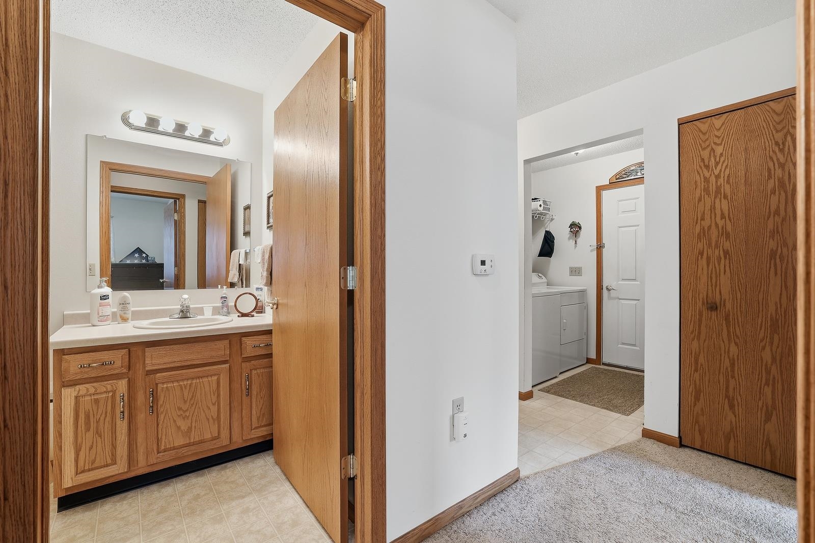 506 N JUNO AVENUE, Marshfield, Wisconsin 54449, 3 Bedrooms Bedrooms, ,2 BathroomsBathrooms,Residential,For Sale,506 N JUNO AVENUE,22601309