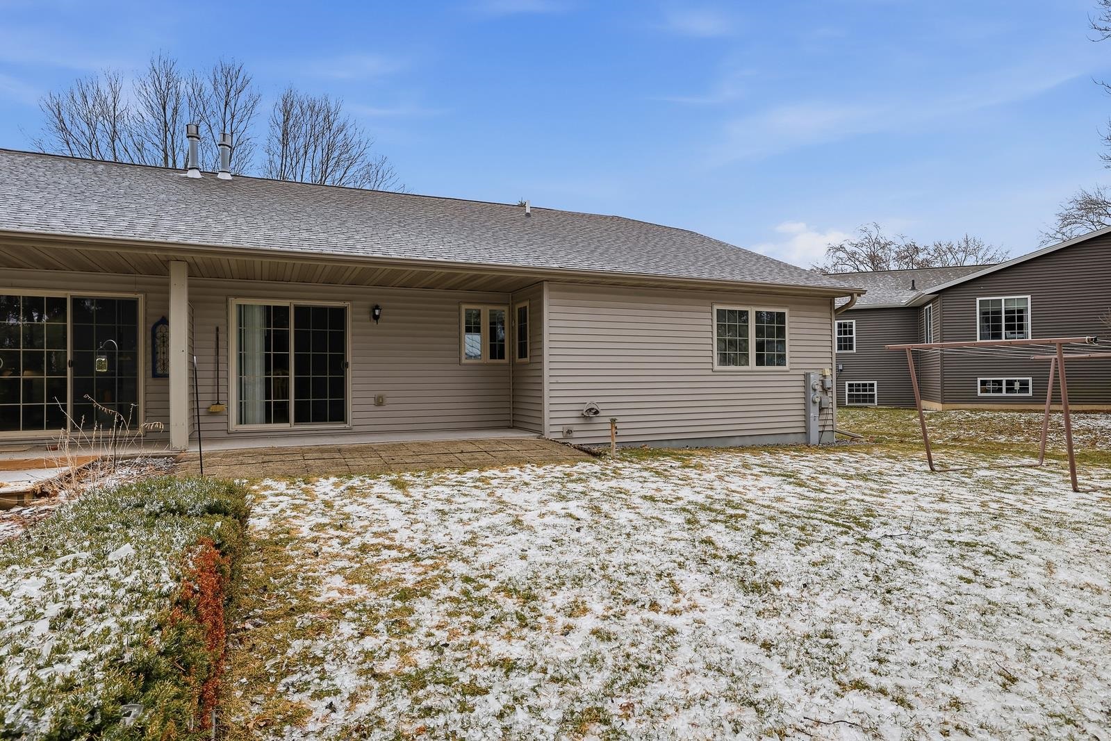 506 N JUNO AVENUE, Marshfield, Wisconsin 54449, 3 Bedrooms Bedrooms, ,2 BathroomsBathrooms,Residential,For Sale,506 N JUNO AVENUE,22601309