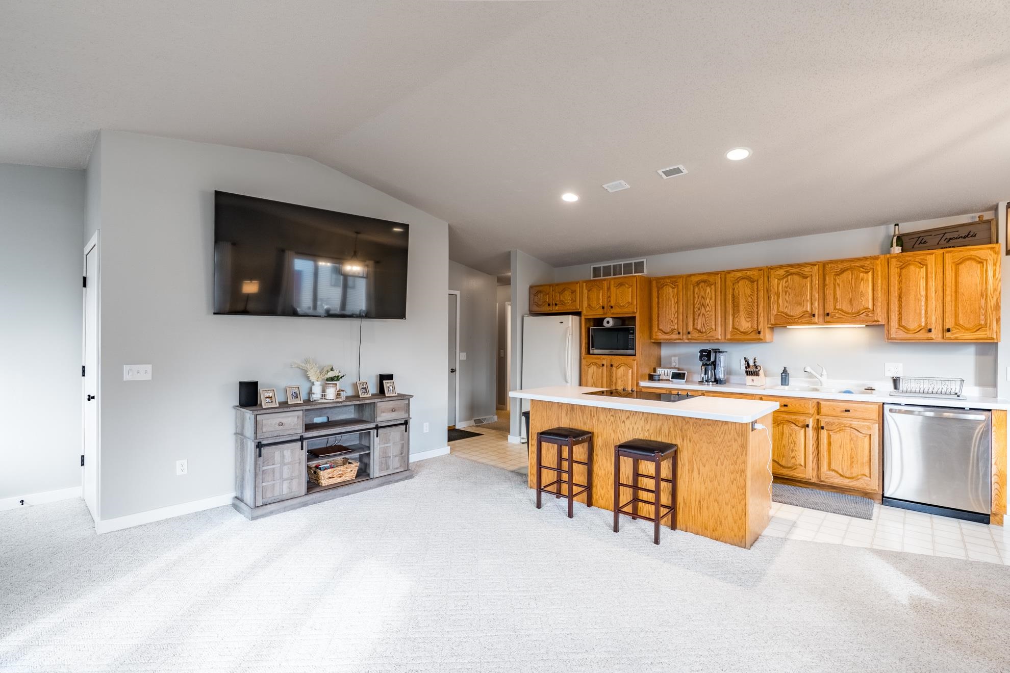 1011 20TH PLACE, Wisconsin Rapids, Wisconsin 54494, 2 Bedrooms Bedrooms, ,1 BathroomBathrooms,Residential,For Sale,1011 20TH PLACE,22601312