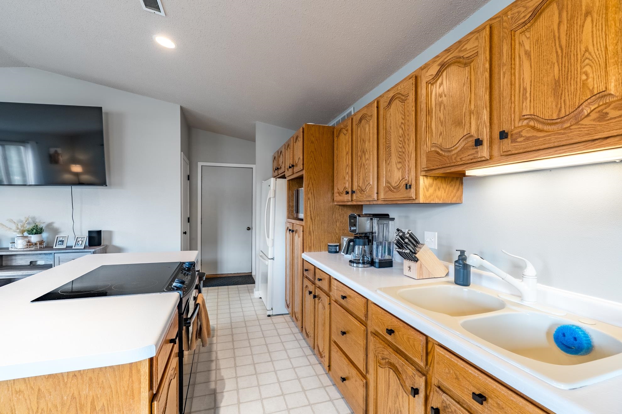 1011 20TH PLACE, Wisconsin Rapids, Wisconsin 54494, 2 Bedrooms Bedrooms, ,1 BathroomBathrooms,Residential,For Sale,1011 20TH PLACE,22601312