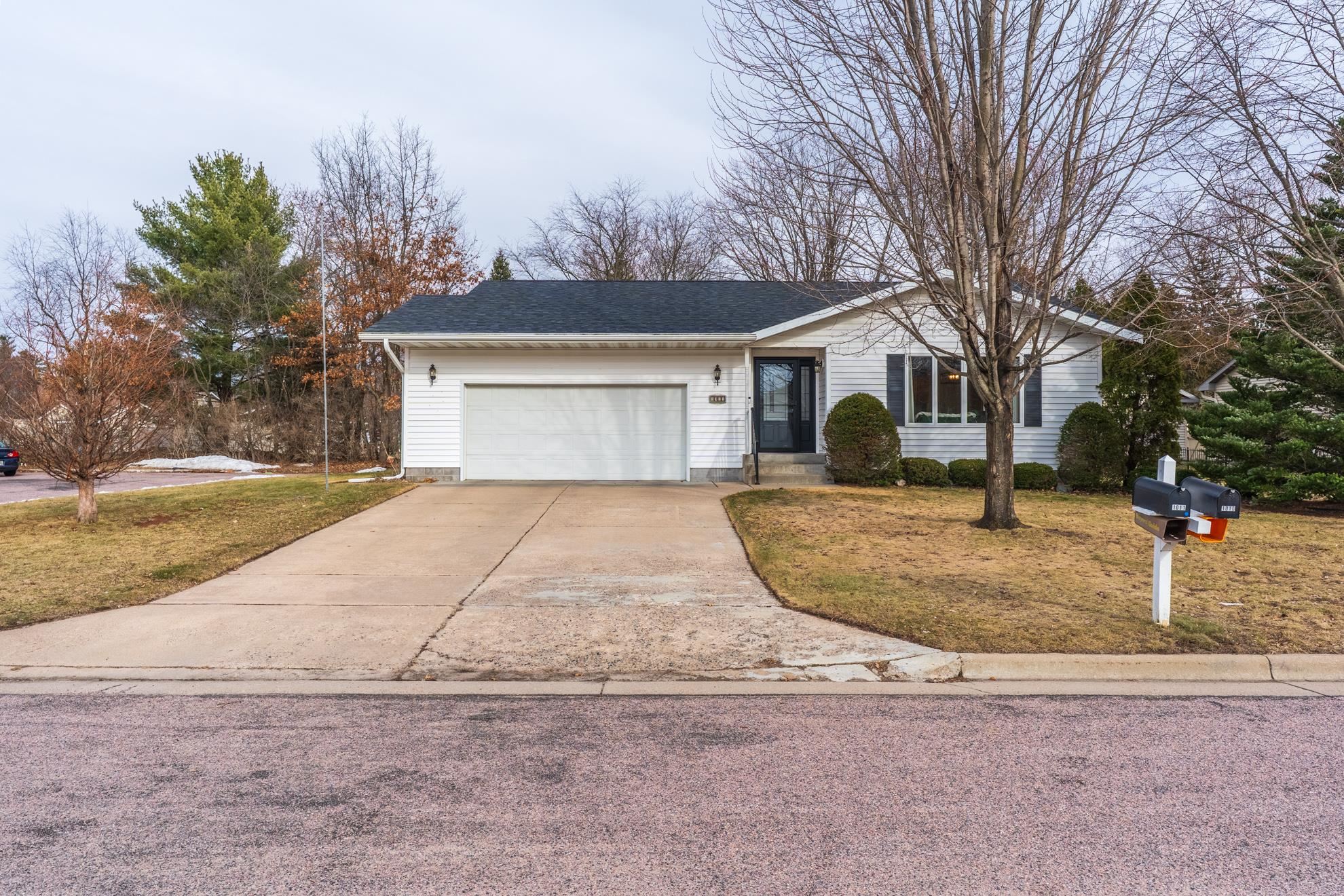 1011 20TH PLACE, Wisconsin Rapids, Wisconsin 54494, 2 Bedrooms Bedrooms, ,1 BathroomBathrooms,Residential,For Sale,1011 20TH PLACE,22601312