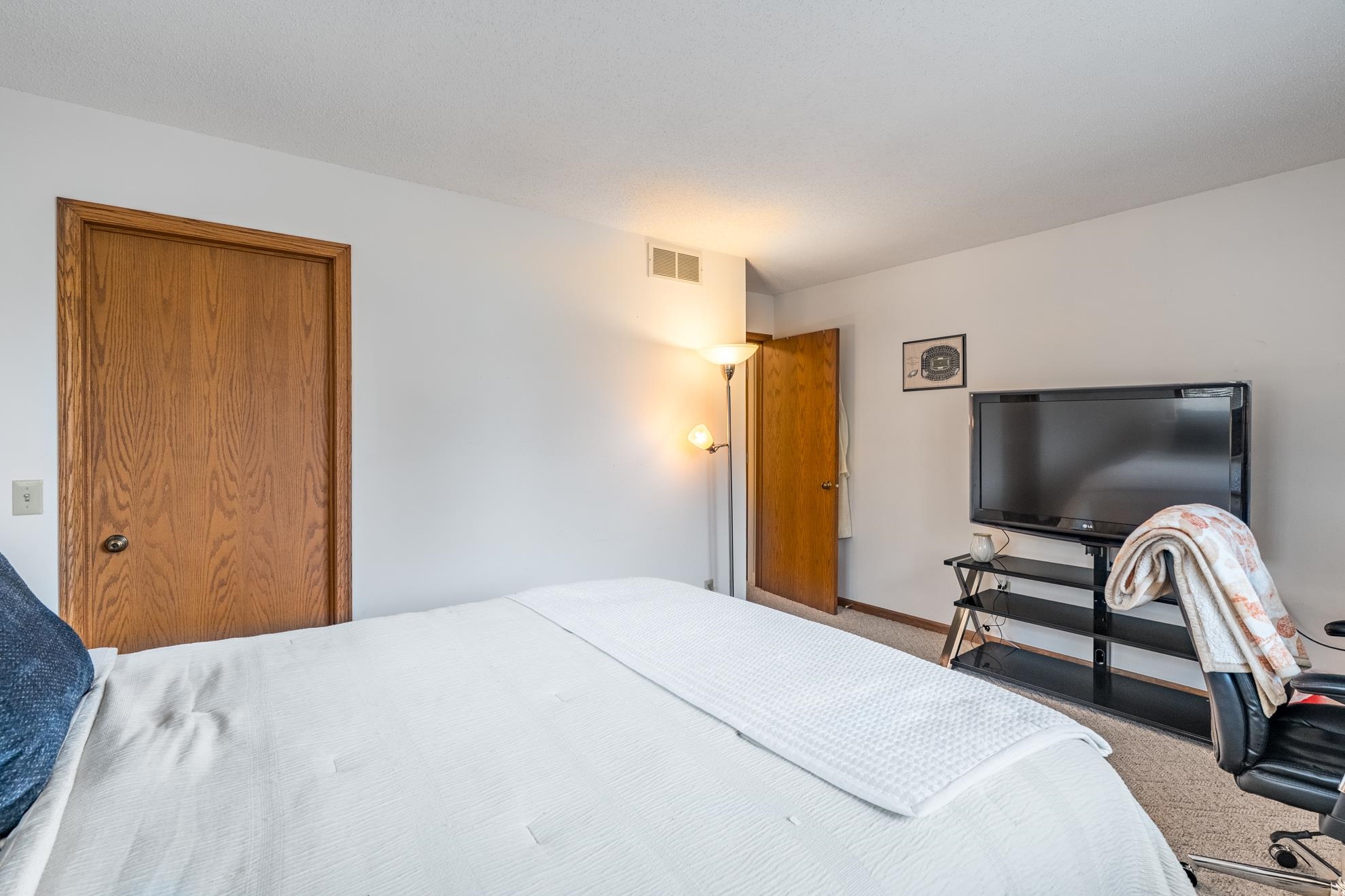 1011 20TH PLACE, Wisconsin Rapids, Wisconsin 54494, 2 Bedrooms Bedrooms, ,1 BathroomBathrooms,Residential,For Sale,1011 20TH PLACE,22601312