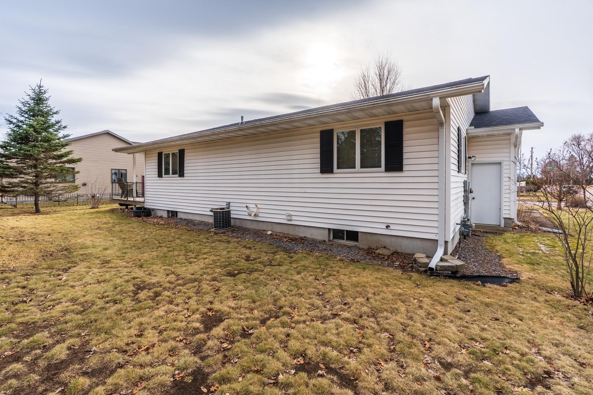 1011 20TH PLACE, Wisconsin Rapids, Wisconsin 54494, 2 Bedrooms Bedrooms, ,1 BathroomBathrooms,Residential,For Sale,1011 20TH PLACE,22601312