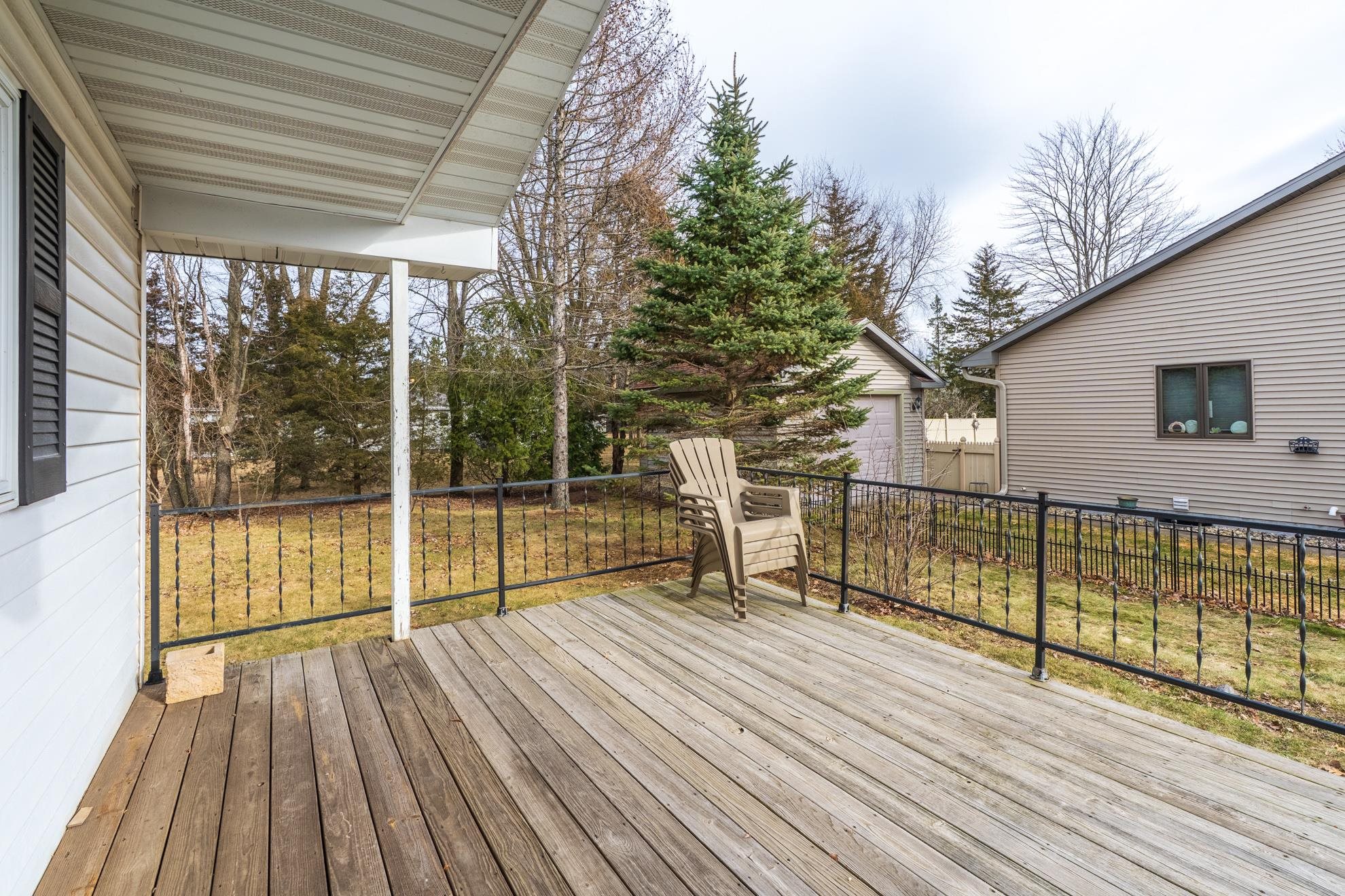 1011 20TH PLACE, Wisconsin Rapids, Wisconsin 54494, 2 Bedrooms Bedrooms, ,1 BathroomBathrooms,Residential,For Sale,1011 20TH PLACE,22601312