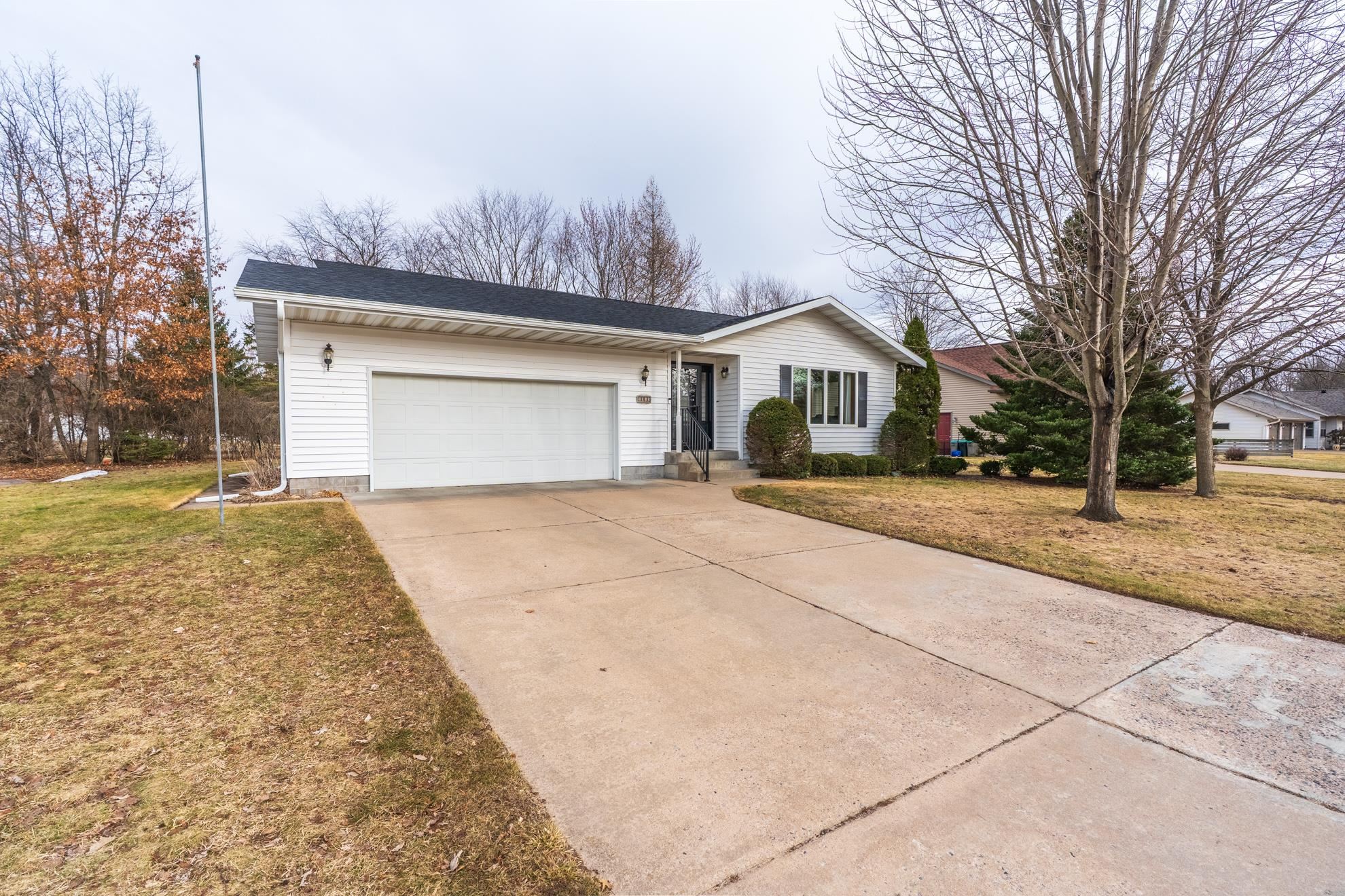 1011 20TH PLACE, Wisconsin Rapids, Wisconsin 54494, 2 Bedrooms Bedrooms, ,1 BathroomBathrooms,Residential,For Sale,1011 20TH PLACE,22601312