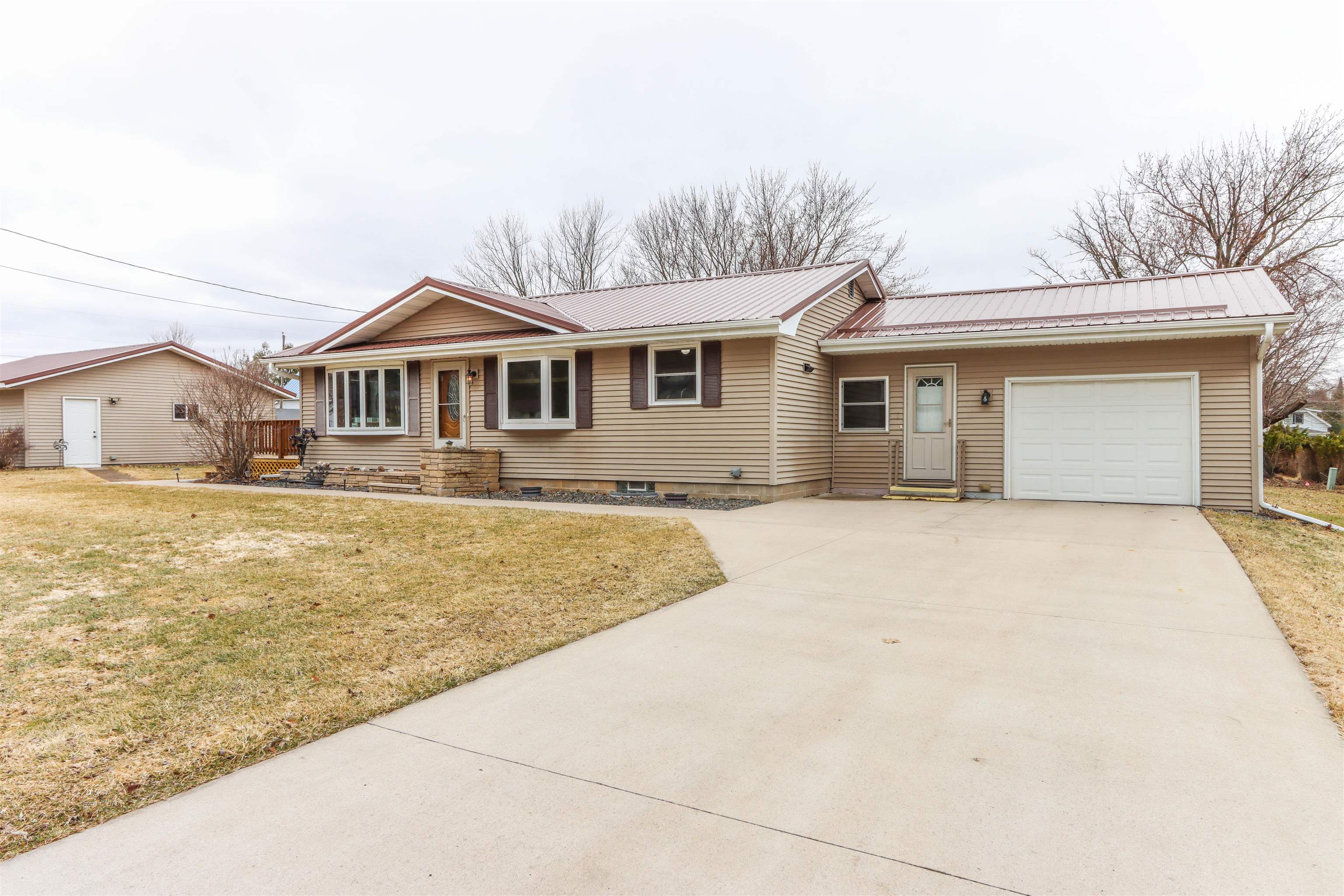 6436 COUNTY ROAD N, Arpin, Wisconsin 54410, 2 Bedrooms Bedrooms, ,2 BathroomsBathrooms,Residential,For Sale,6436 COUNTY ROAD N,22601313