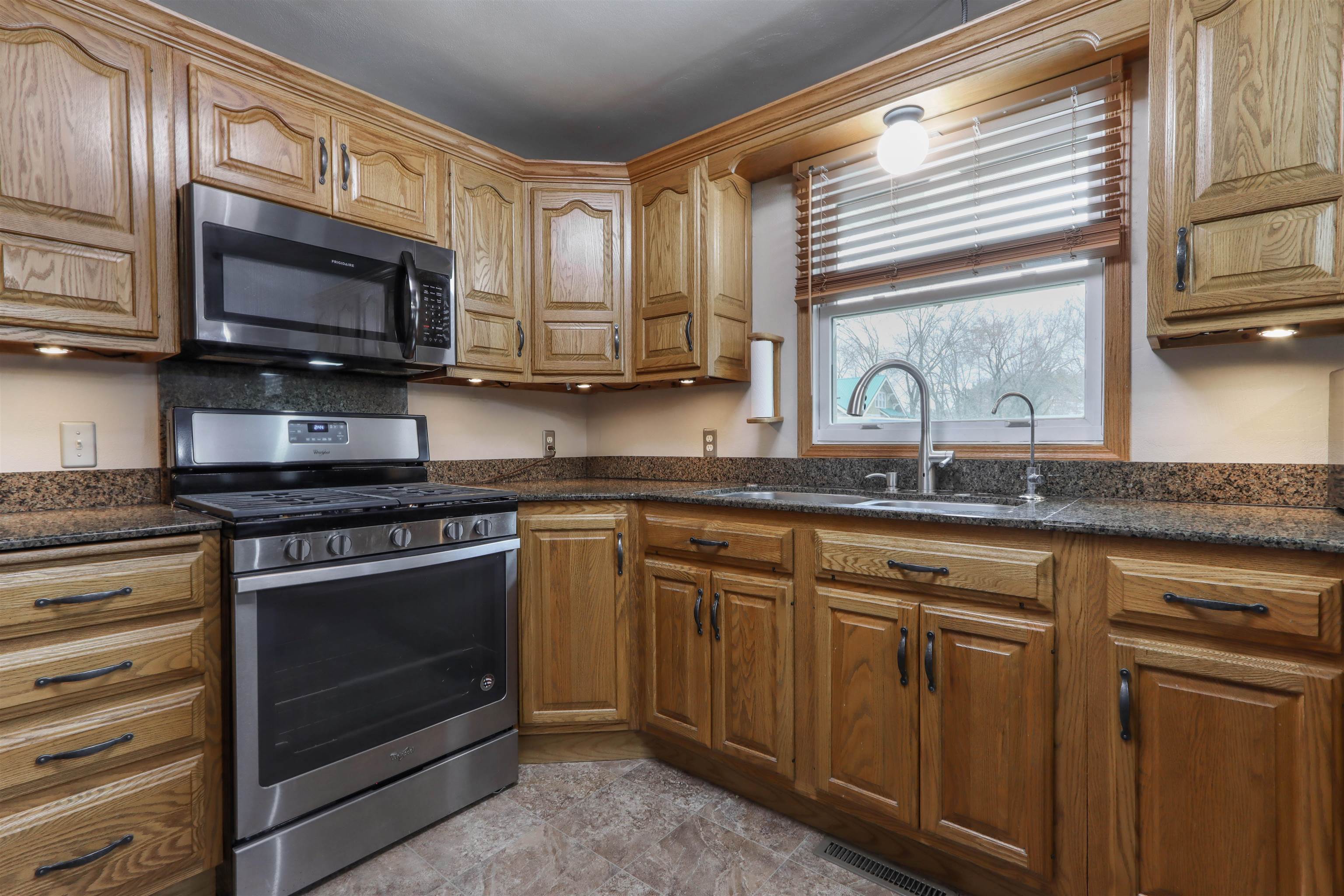 6436 COUNTY ROAD N, Arpin, Wisconsin 54410, 2 Bedrooms Bedrooms, ,2 BathroomsBathrooms,Residential,For Sale,6436 COUNTY ROAD N,22601313