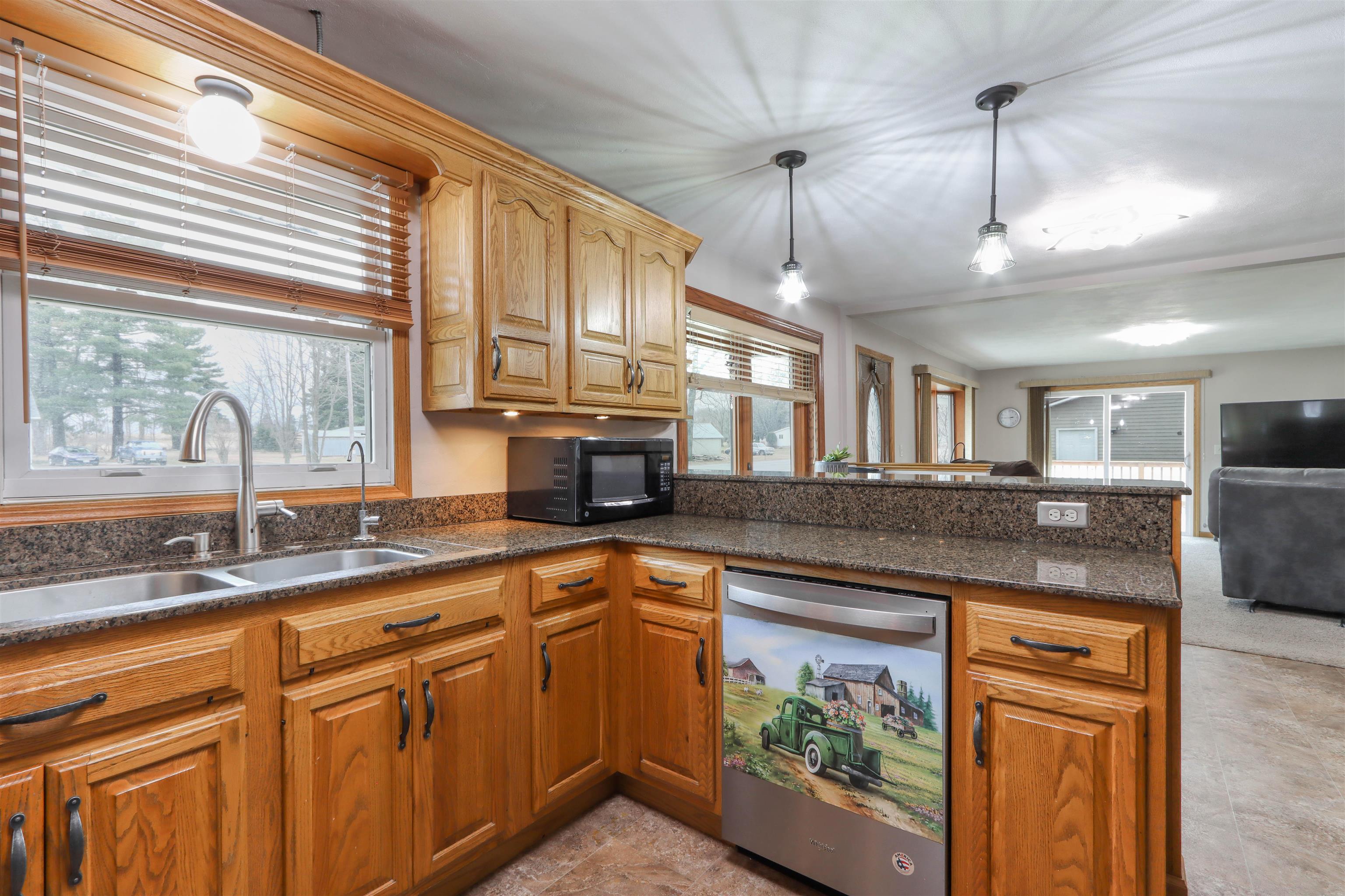 6436 COUNTY ROAD N, Arpin, Wisconsin 54410, 2 Bedrooms Bedrooms, ,2 BathroomsBathrooms,Residential,For Sale,6436 COUNTY ROAD N,22601313