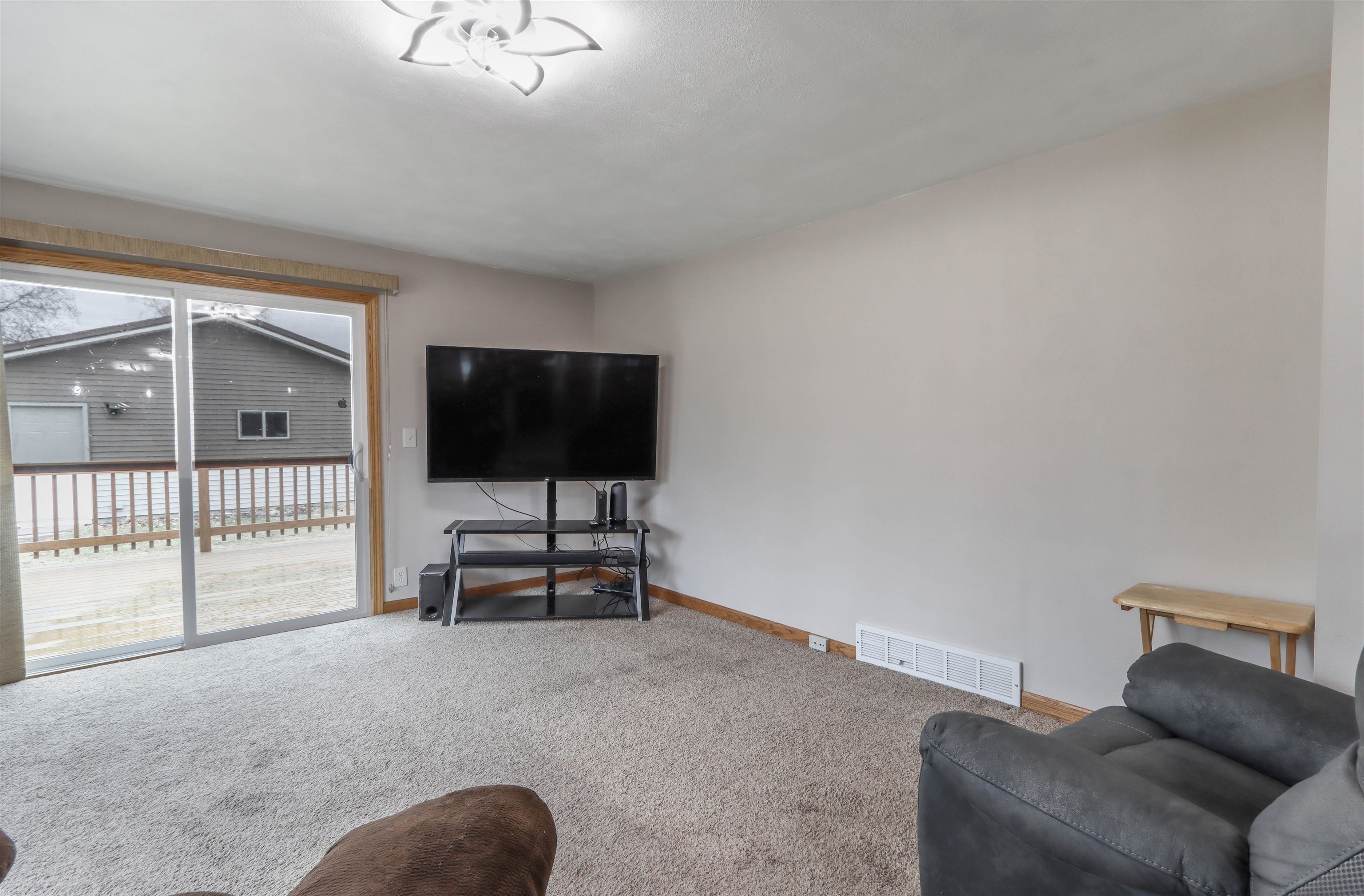 6436 COUNTY ROAD N, Arpin, Wisconsin 54410, 2 Bedrooms Bedrooms, ,2 BathroomsBathrooms,Residential,For Sale,6436 COUNTY ROAD N,22601313