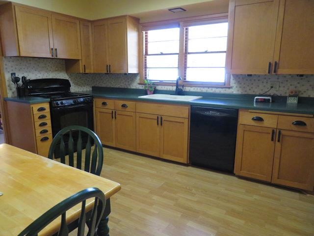 808 STURGEON EDDY ROAD, Wausau, Wisconsin 54403, 3 Bedrooms Bedrooms, ,2 BathroomsBathrooms,Residential,For Sale,808 STURGEON EDDY ROAD,22601315