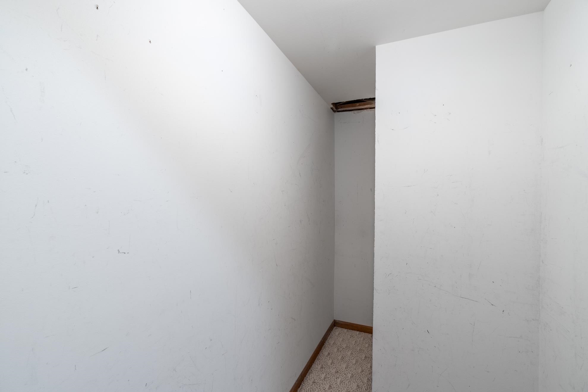 2504 COUNTRY CREEK LANE, Weston, Wisconsin 54476, 4 Bedrooms Bedrooms, ,2 BathroomsBathrooms,Residential,For Sale,2504 COUNTRY CREEK LANE,22601316