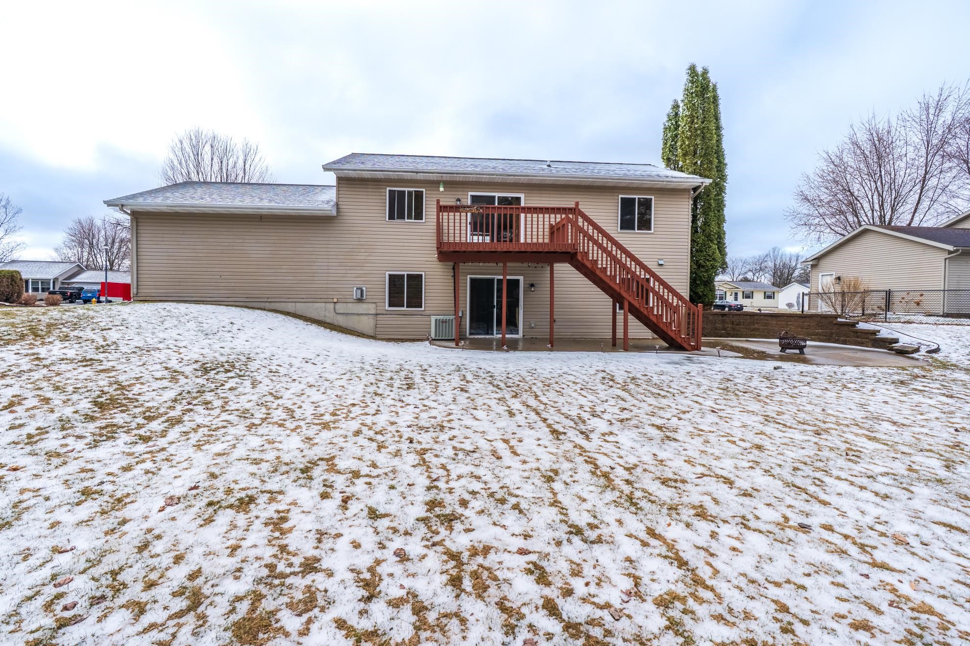 2504 COUNTRY CREEK LANE, Weston, Wisconsin 54476, 4 Bedrooms Bedrooms, ,2 BathroomsBathrooms,Residential,For Sale,2504 COUNTRY CREEK LANE,22601316