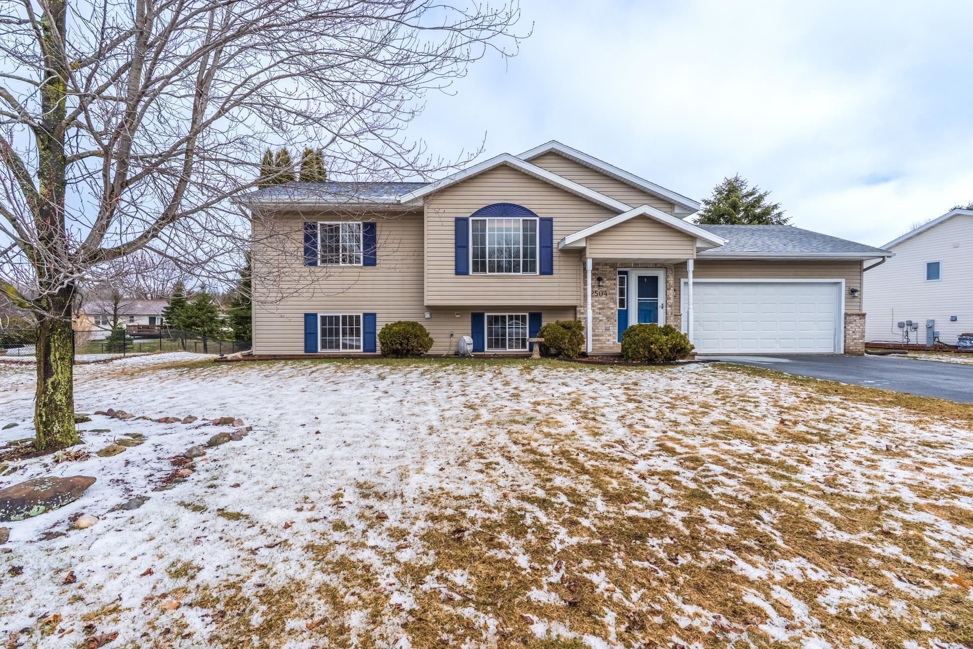 2504 COUNTRY CREEK LANE, Weston, Wisconsin 54476, 4 Bedrooms Bedrooms, ,2 BathroomsBathrooms,Residential,For Sale,2504 COUNTRY CREEK LANE,22601316