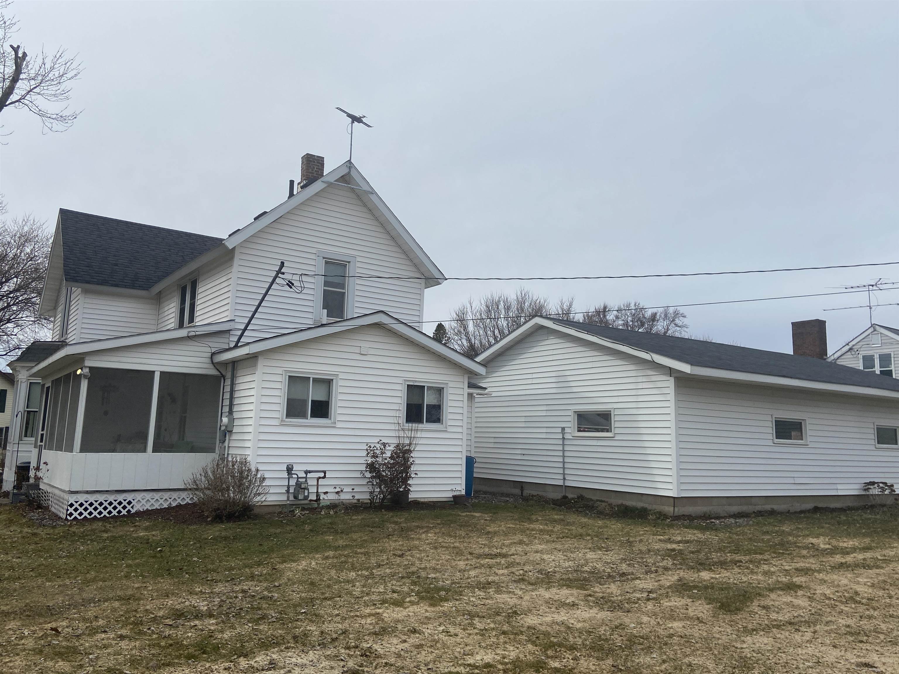 154 S 3RD STREET, Dorchester, Wisconsin 54425, 4 Bedrooms Bedrooms, ,1 BathroomBathrooms,Residential,For Sale,154 S 3RD STREET,22601318