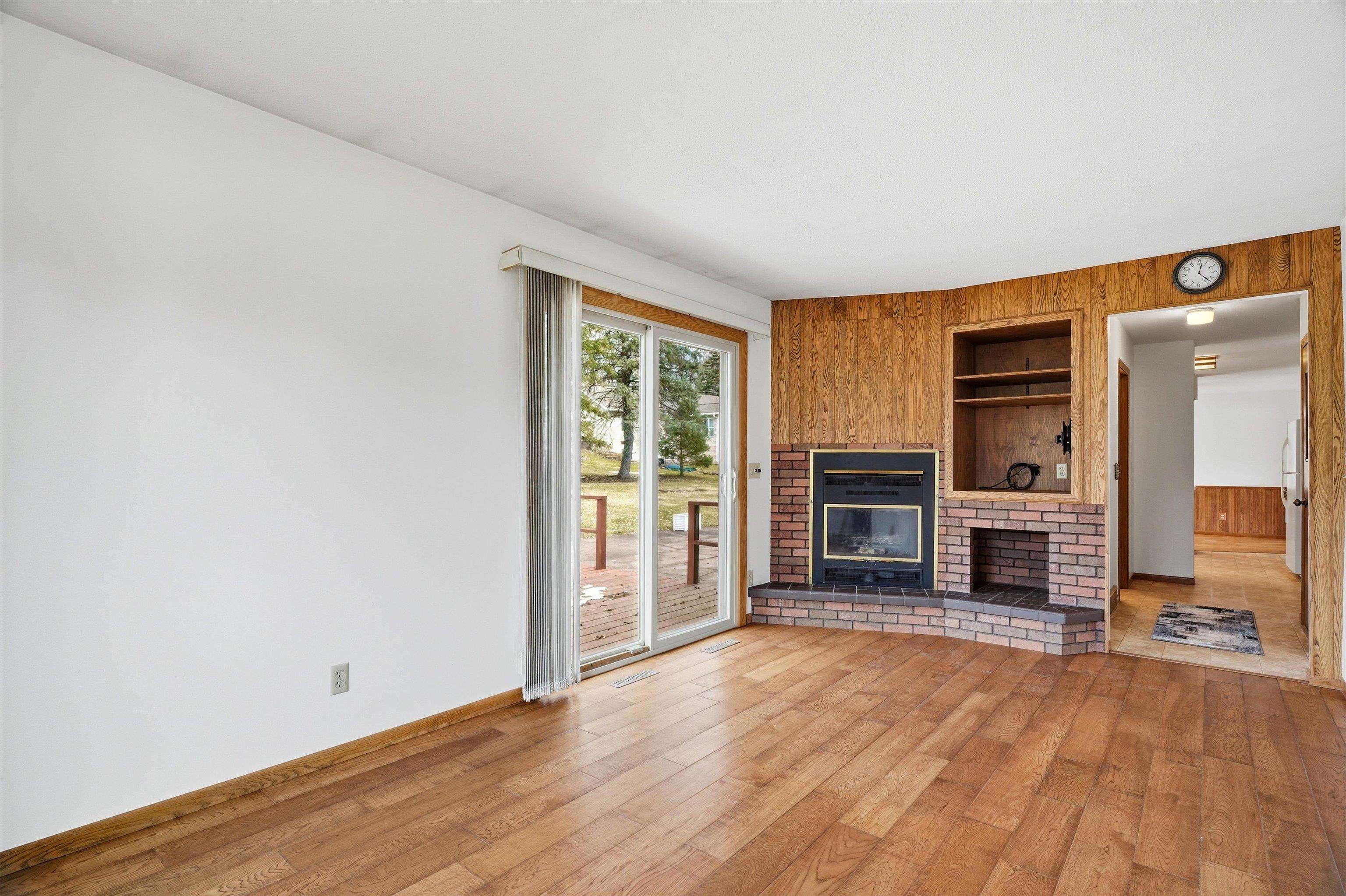 1121 FAIRVIEW DRIVE, Marshfield, Wisconsin 54449, 3 Bedrooms Bedrooms, ,2 BathroomsBathrooms,Residential,For Sale,1121 FAIRVIEW DRIVE,22601320