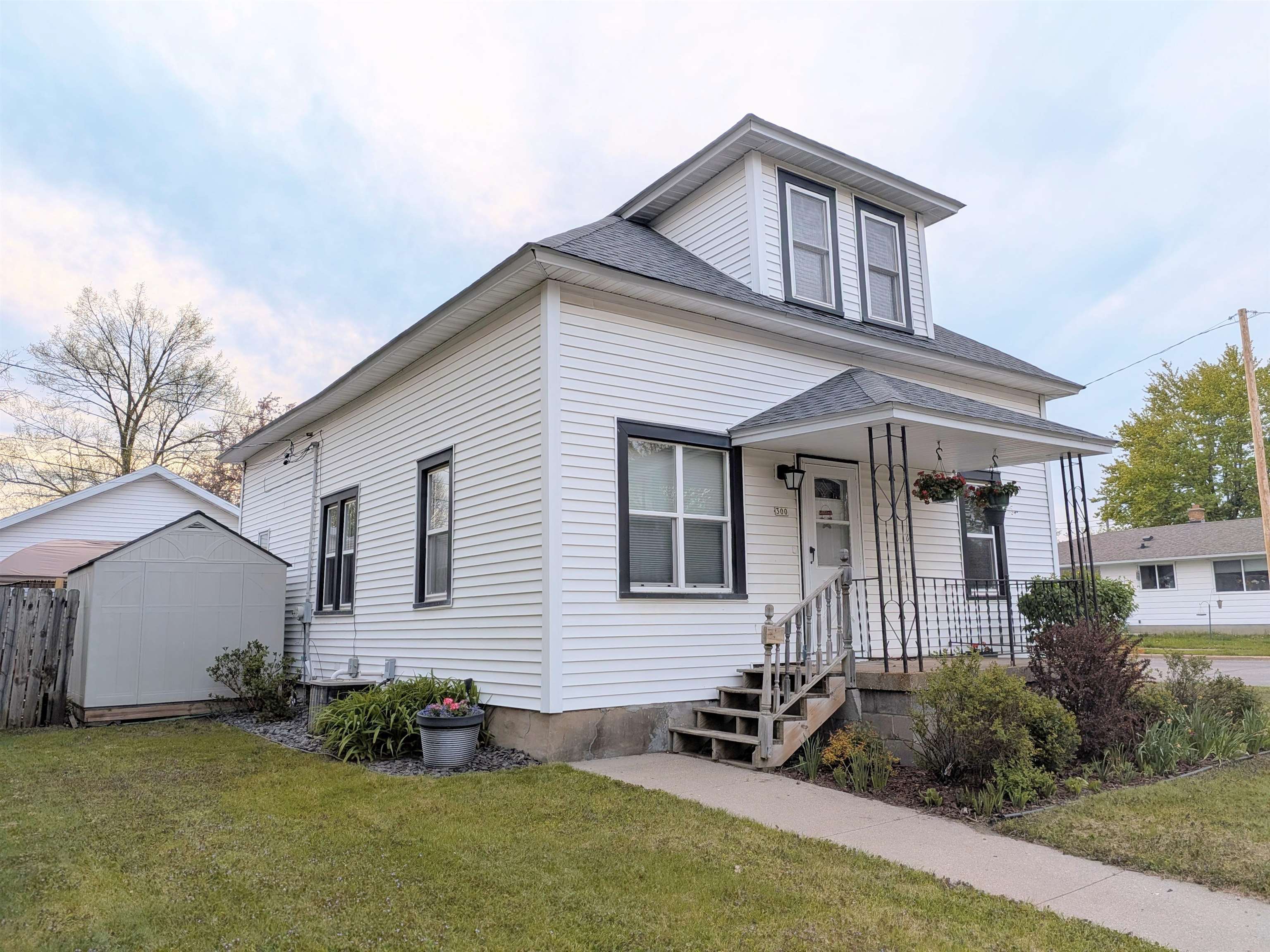 300 SECOND STREET, Stevens Point, Wisconsin 54481, 4 Bedrooms Bedrooms, ,2 BathroomsBathrooms,Residential,For Sale,300 SECOND STREET,22601323