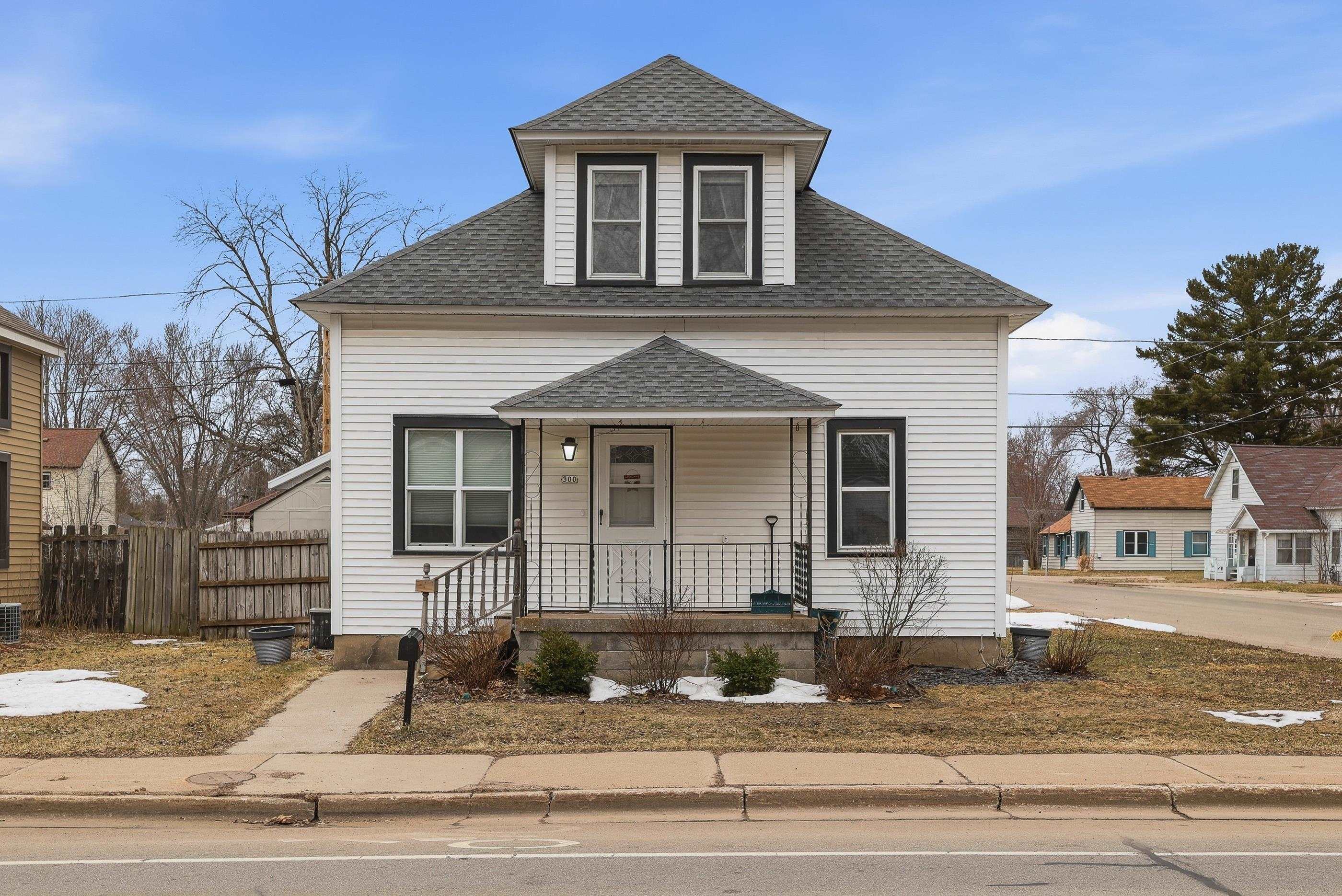 300 SECOND STREET, Stevens Point, Wisconsin 54481, 4 Bedrooms Bedrooms, ,2 BathroomsBathrooms,Residential,For Sale,300 SECOND STREET,22601323
