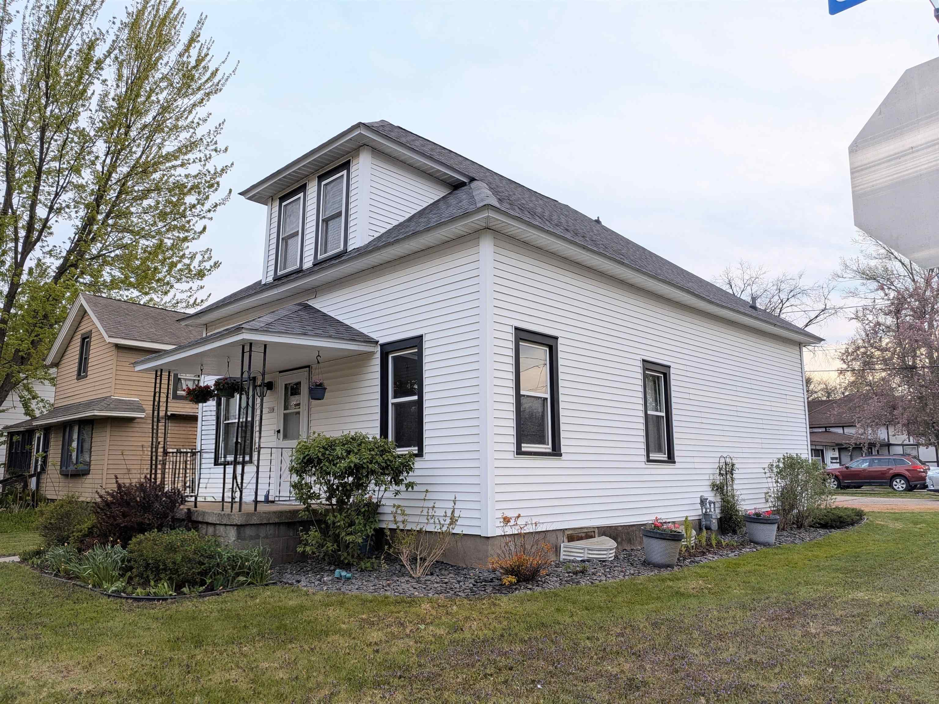 300 SECOND STREET, Stevens Point, Wisconsin 54481, 4 Bedrooms Bedrooms, ,2 BathroomsBathrooms,Residential,For Sale,300 SECOND STREET,22601323