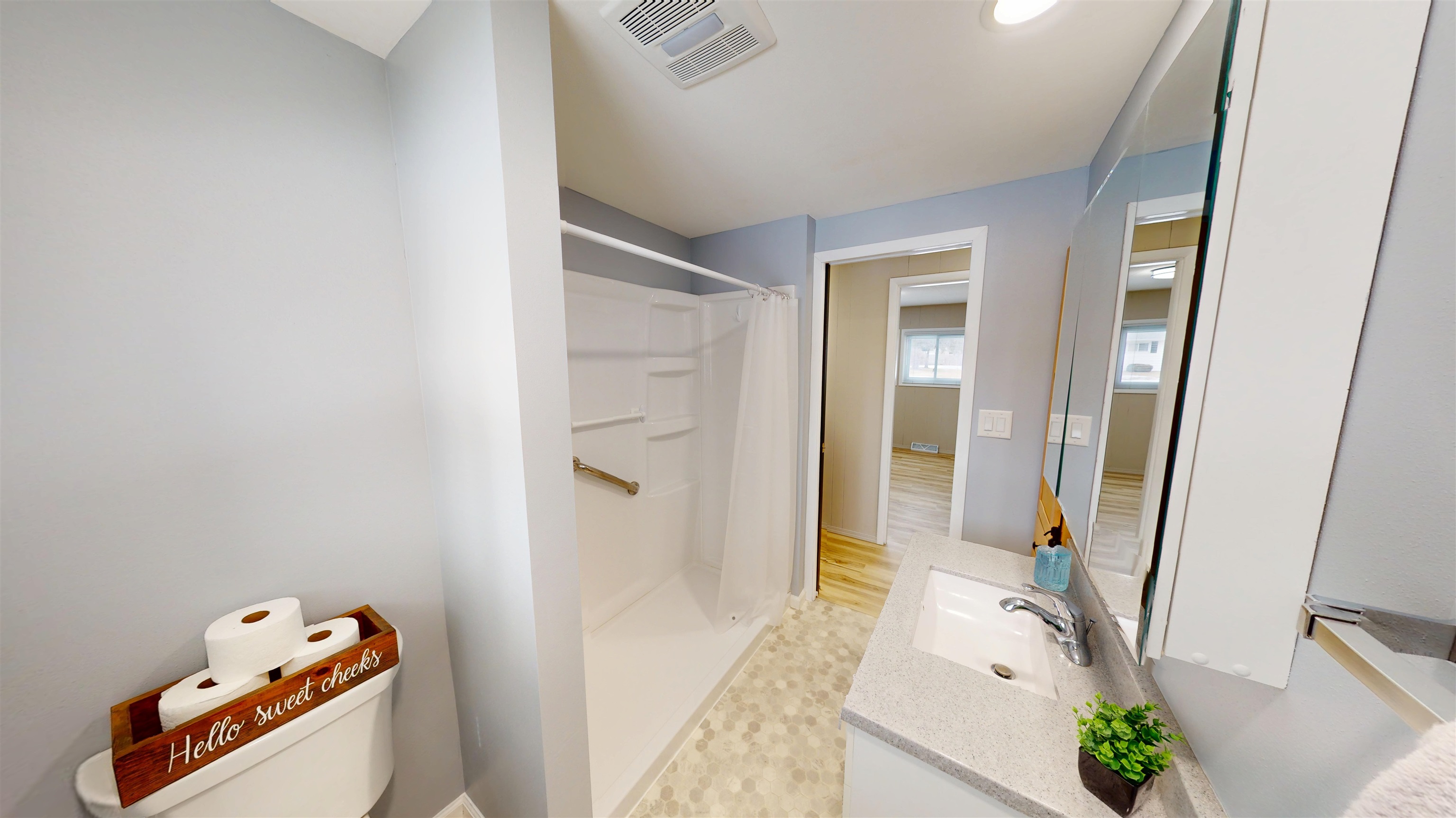 214 E 21ST STREET, Marshfield, Wisconsin 54449, 3 Bedrooms Bedrooms, ,1 BathroomBathrooms,Residential,For Sale,214 E 21ST STREET,22601326