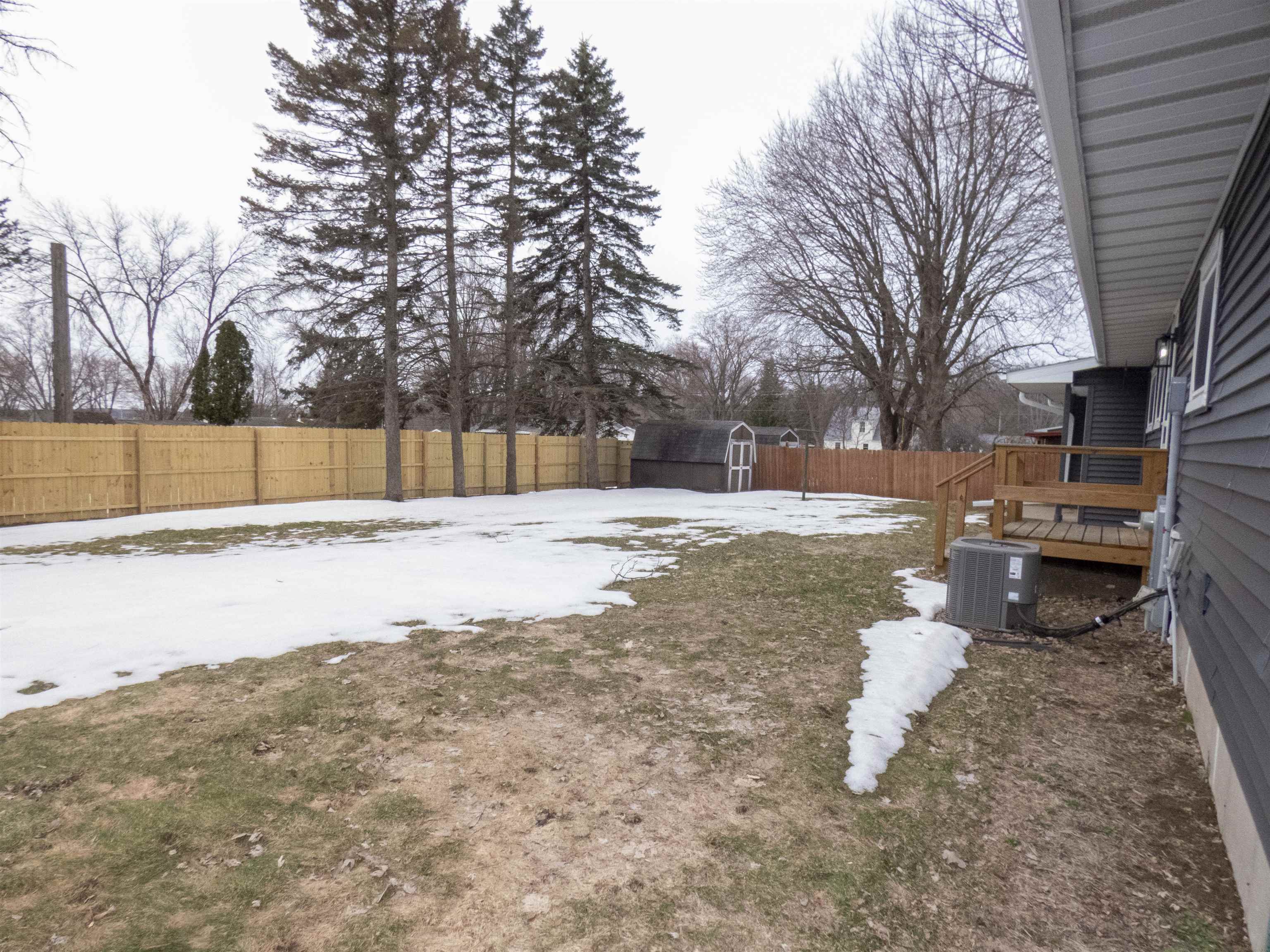 214 E 21ST STREET, Marshfield, Wisconsin 54449, 3 Bedrooms Bedrooms, ,1 BathroomBathrooms,Residential,For Sale,214 E 21ST STREET,22601326