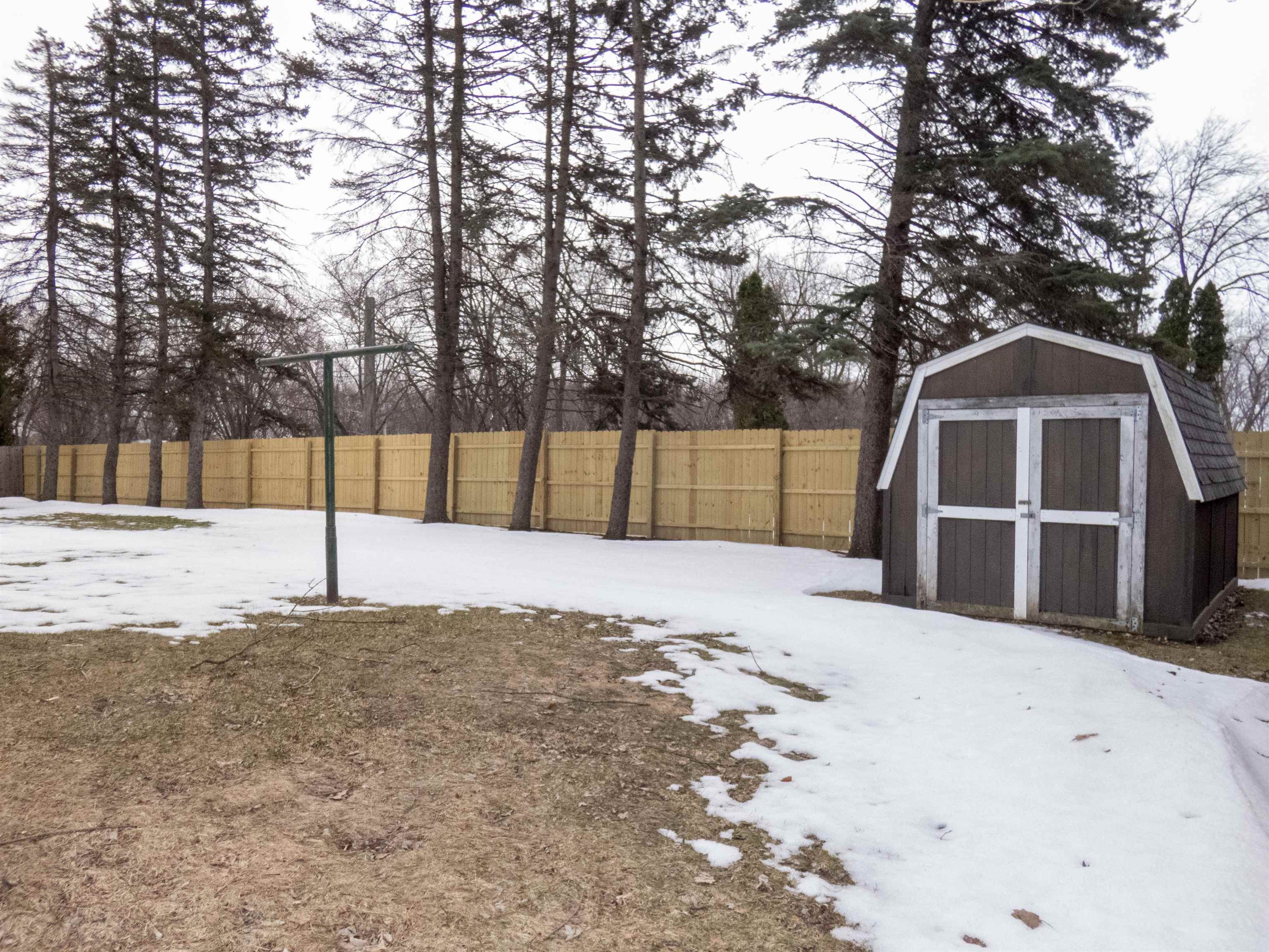 214 E 21ST STREET, Marshfield, Wisconsin 54449, 3 Bedrooms Bedrooms, ,1 BathroomBathrooms,Residential,For Sale,214 E 21ST STREET,22601326