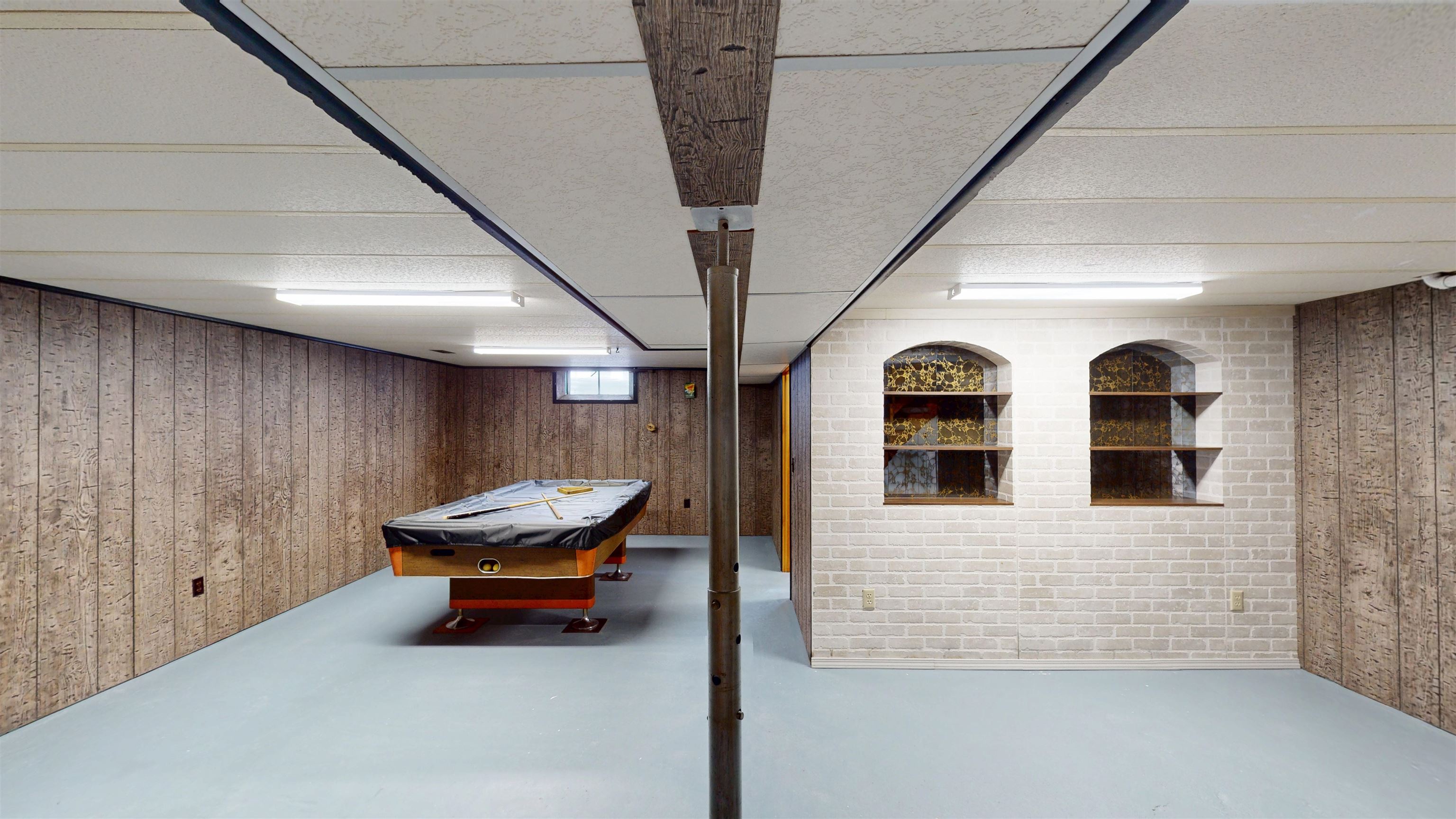 214 E 21ST STREET, Marshfield, Wisconsin 54449, 3 Bedrooms Bedrooms, ,1 BathroomBathrooms,Residential,For Sale,214 E 21ST STREET,22601326