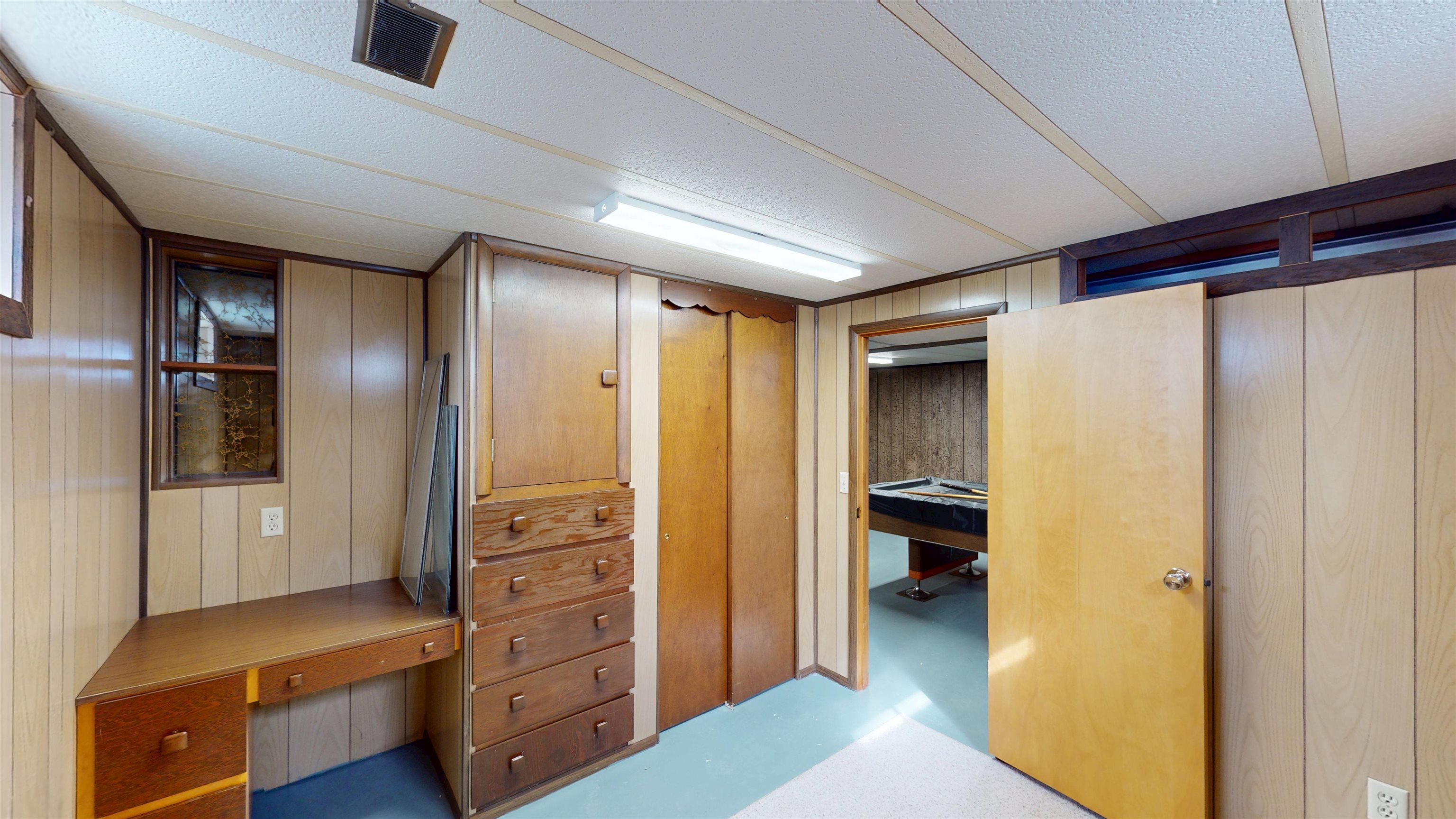 214 E 21ST STREET, Marshfield, Wisconsin 54449, 3 Bedrooms Bedrooms, ,1 BathroomBathrooms,Residential,For Sale,214 E 21ST STREET,22601326