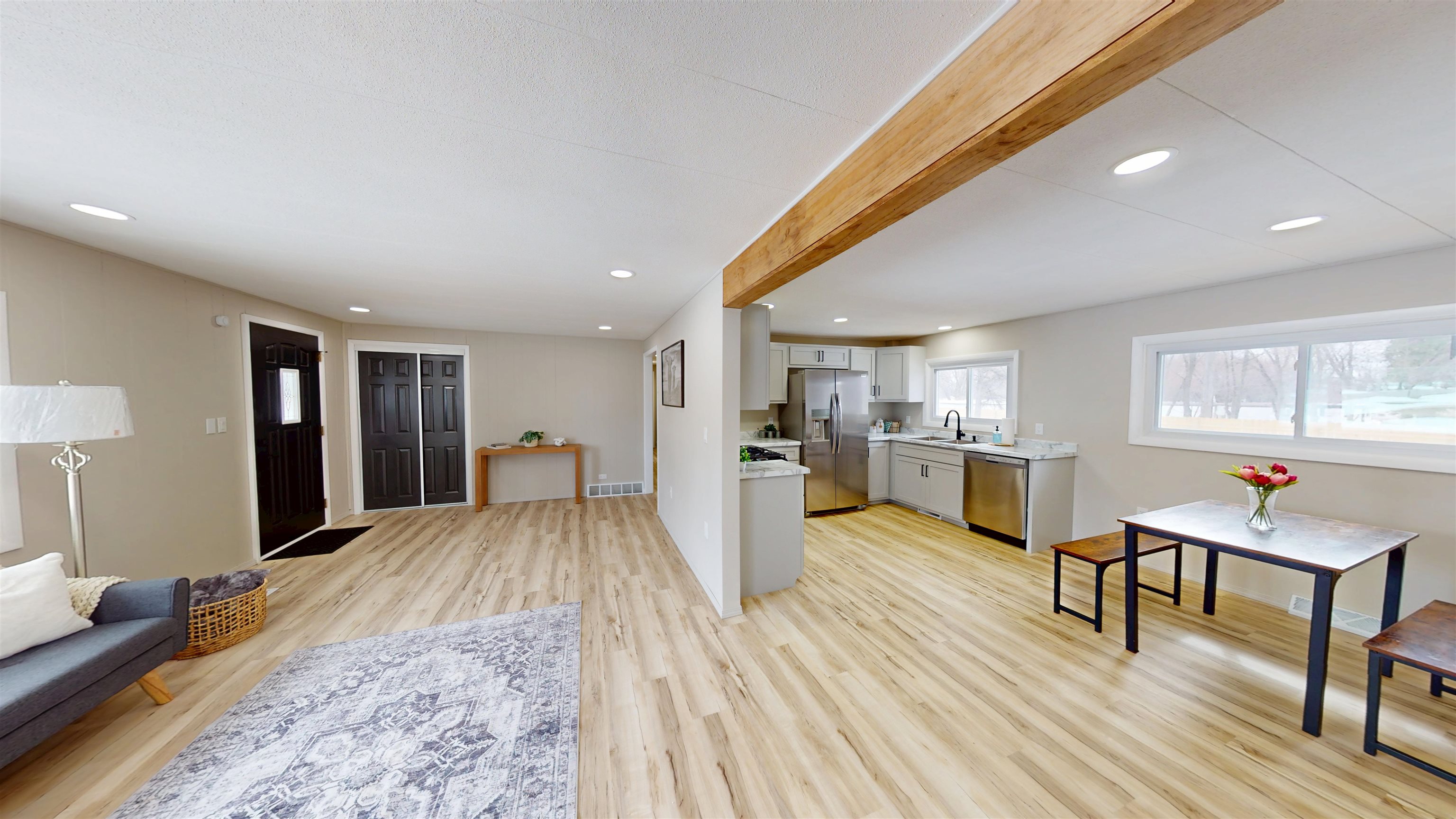 214 E 21ST STREET, Marshfield, Wisconsin 54449, 3 Bedrooms Bedrooms, ,1 BathroomBathrooms,Residential,For Sale,214 E 21ST STREET,22601326