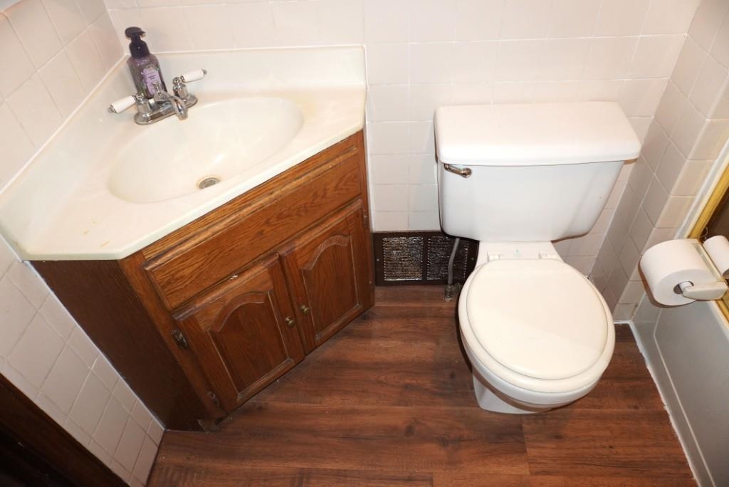 605 W 2ND STREET, Merrill, Wisconsin 54452, 4 Bedrooms Bedrooms, ,1 BathroomBathrooms,Residential,For Sale,605 W 2ND STREET,22601330