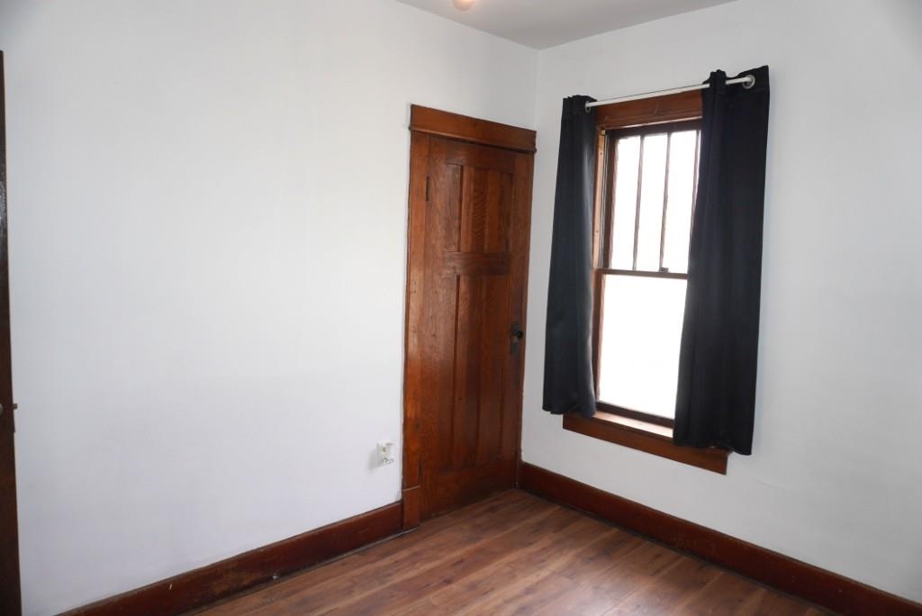 605 W 2ND STREET, Merrill, Wisconsin 54452, 4 Bedrooms Bedrooms, ,1 BathroomBathrooms,Residential,For Sale,605 W 2ND STREET,22601330