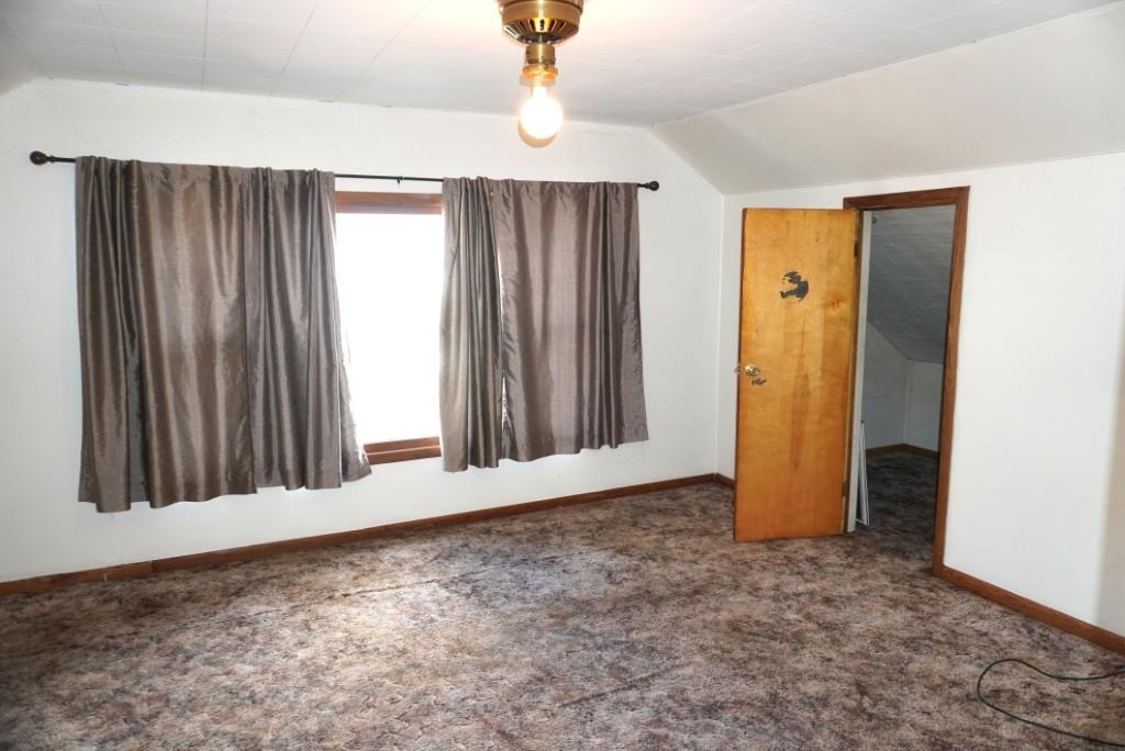 605 W 2ND STREET, Merrill, Wisconsin 54452, 4 Bedrooms Bedrooms, ,1 BathroomBathrooms,Residential,For Sale,605 W 2ND STREET,22601330