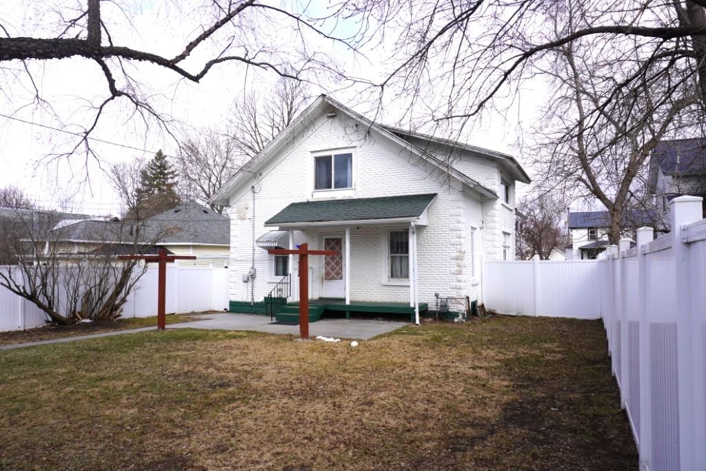 605 W 2ND STREET, Merrill, Wisconsin 54452, 4 Bedrooms Bedrooms, ,1 BathroomBathrooms,Residential,For Sale,605 W 2ND STREET,22601330