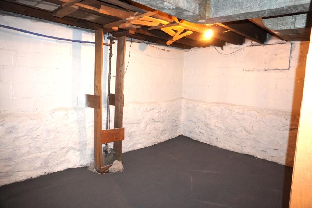 605 W 2ND STREET, Merrill, Wisconsin 54452, 4 Bedrooms Bedrooms, ,1 BathroomBathrooms,Residential,For Sale,605 W 2ND STREET,22601330